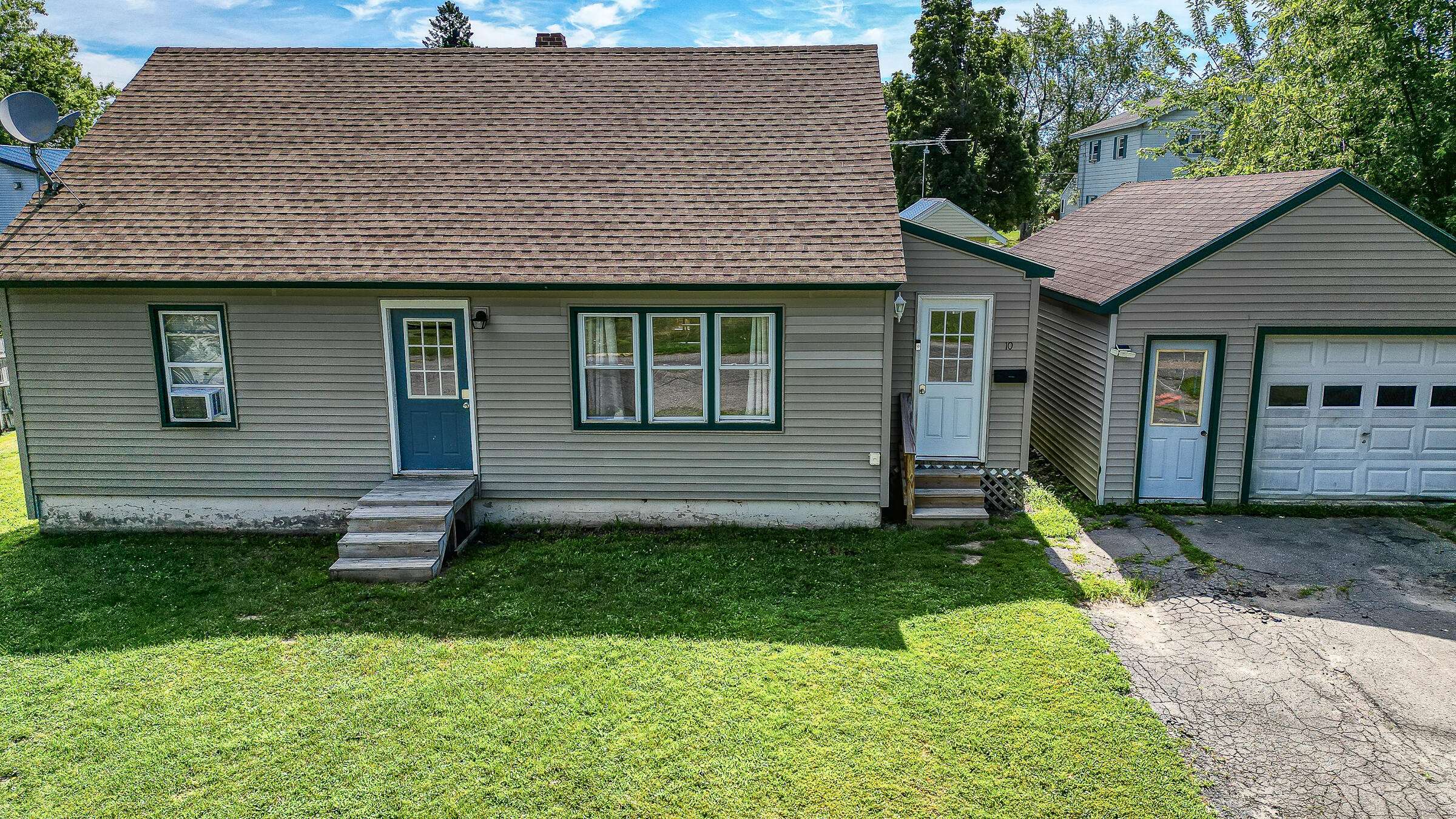 Winslow, ME 04901,10 Bolduc AVE