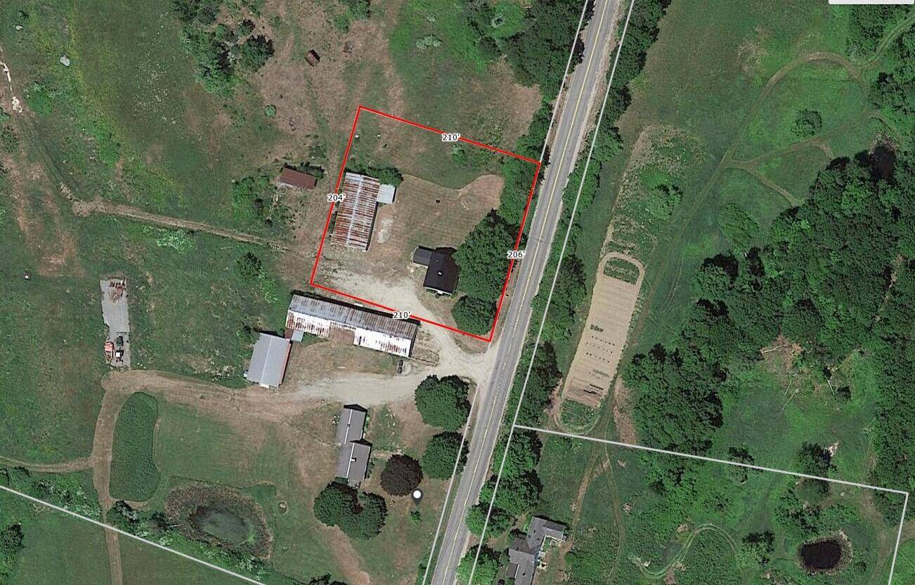 Turner, ME 04282,930 Upper ST