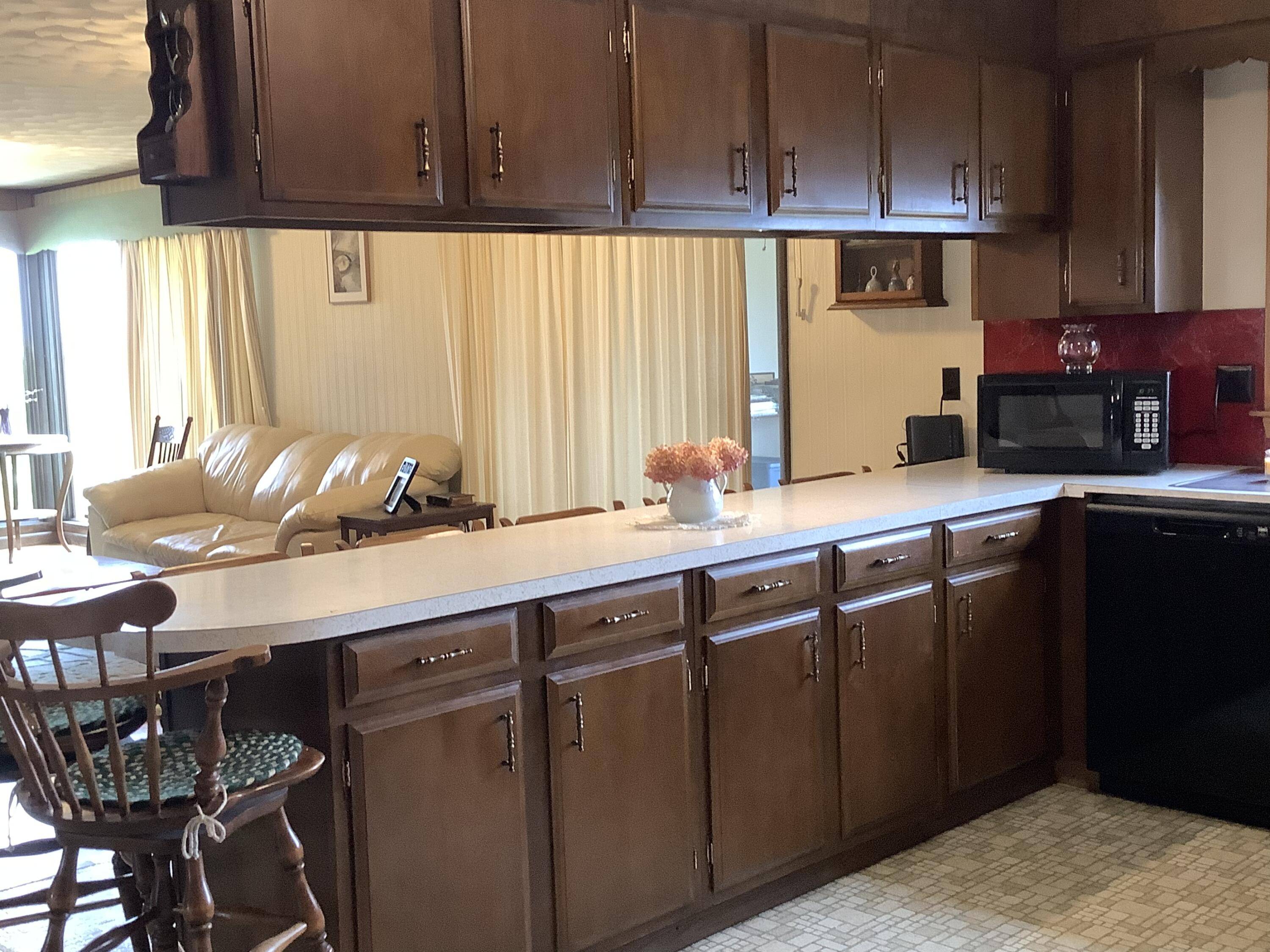 Presque Isle, ME 04769,365 Caribou RD