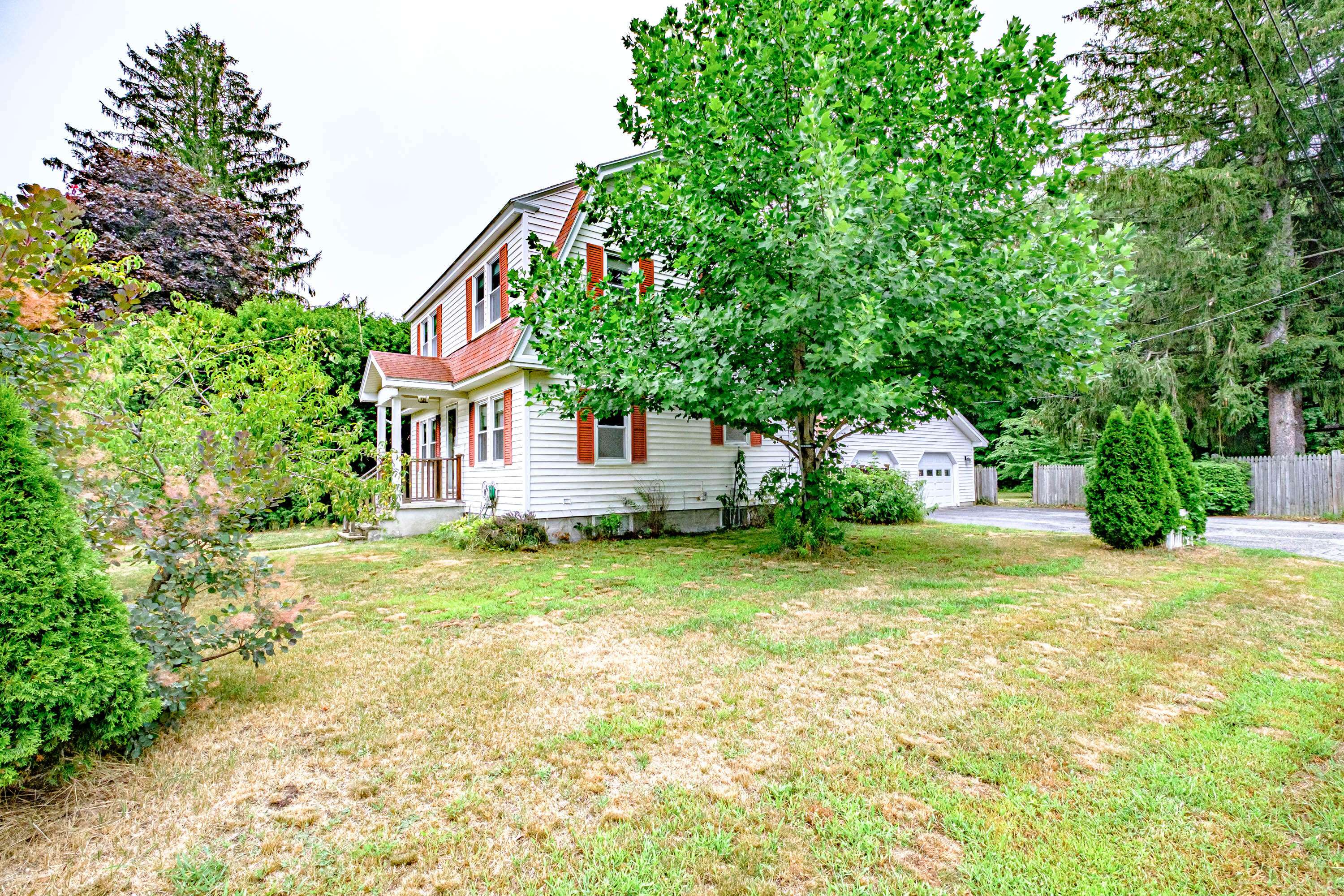 Brunswick, ME 04011,17 Berry ST