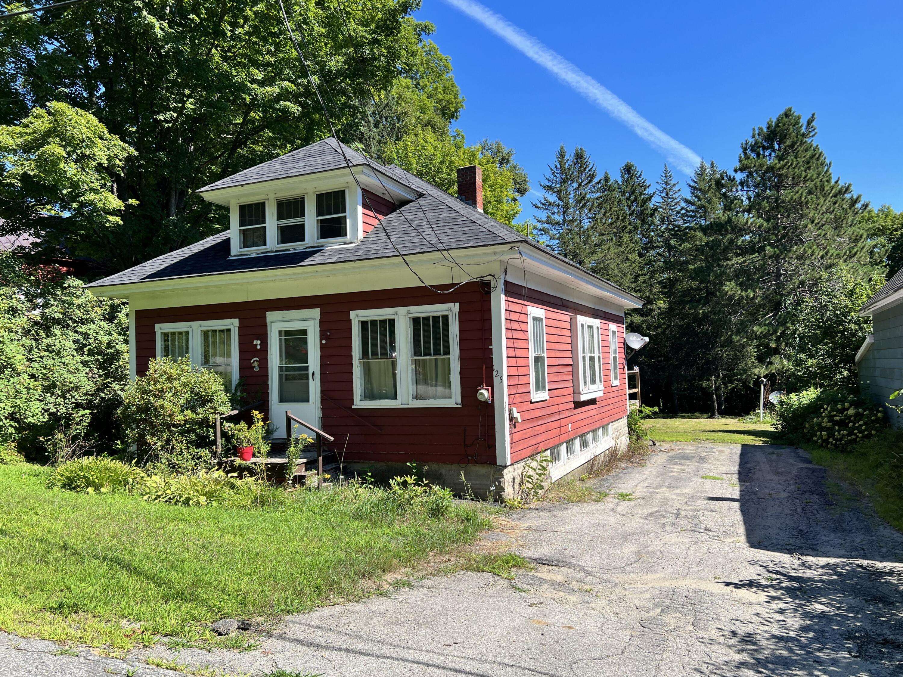 Farmington, ME 04938,125 Starling ST