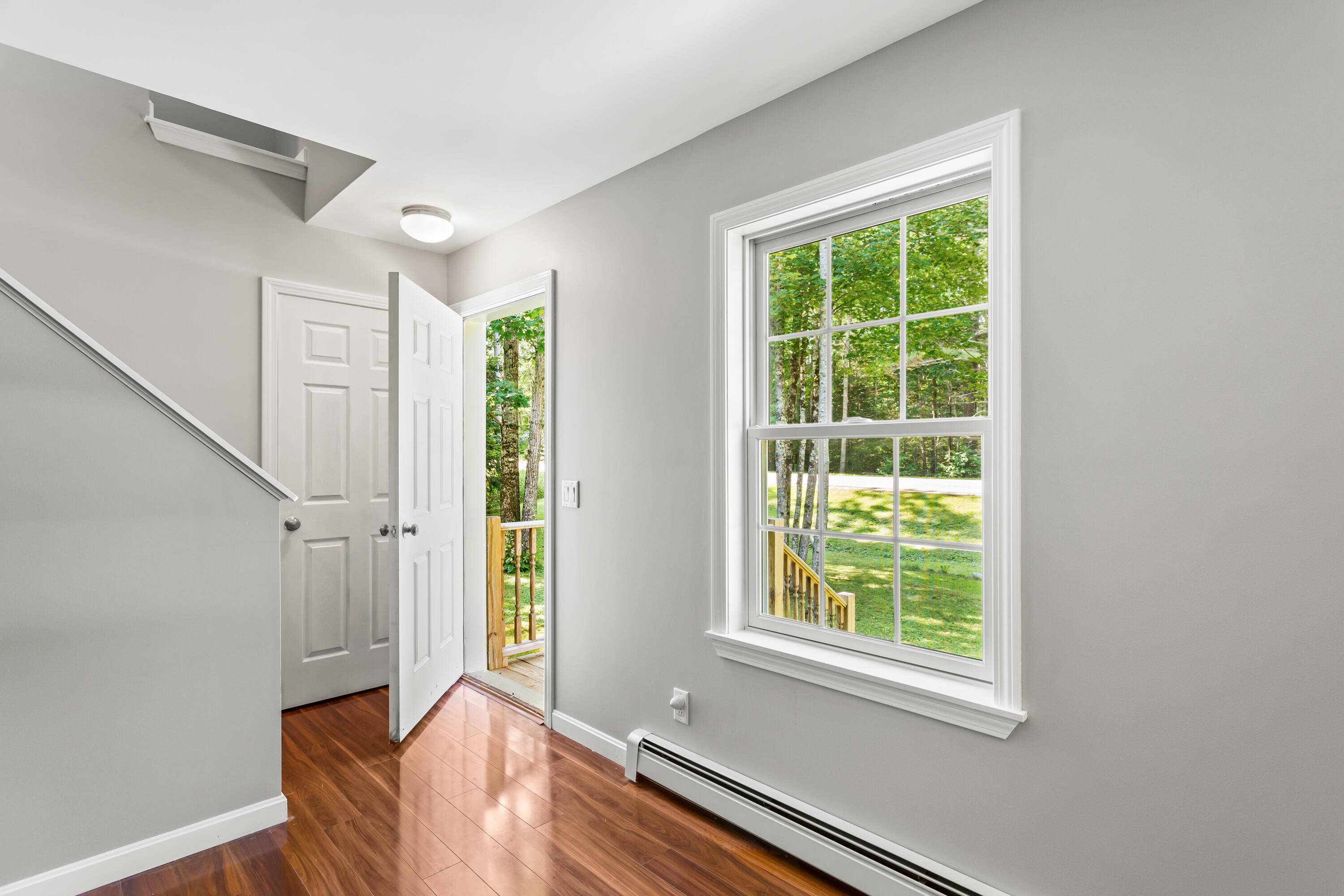 Warren, ME 04864,79 Greenwood AVE