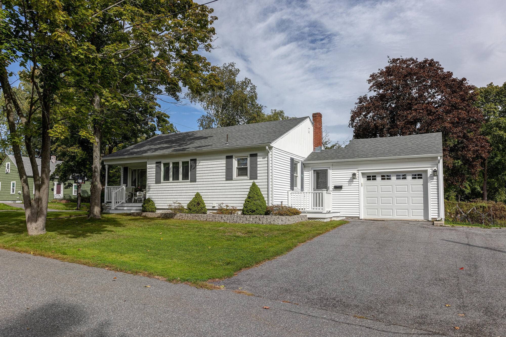 Portland, ME 04102,51 Raymond RD