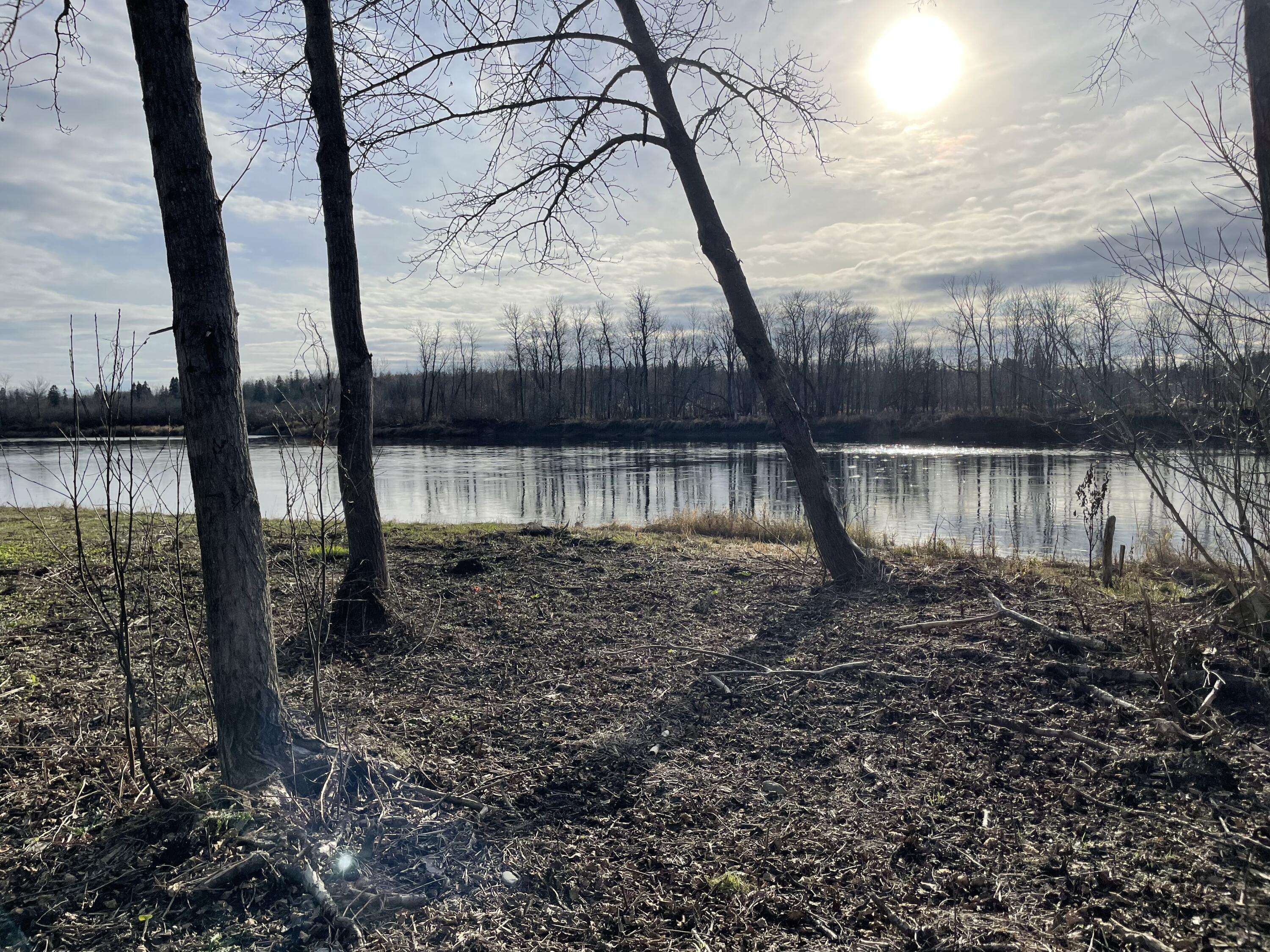 Presque Isle, ME 04769,44 Washburn RD