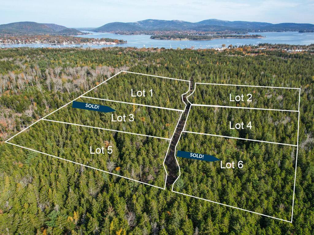 Southwest Harbor, ME 04679,000 Seawall Map/Lot 17/11-01 RD