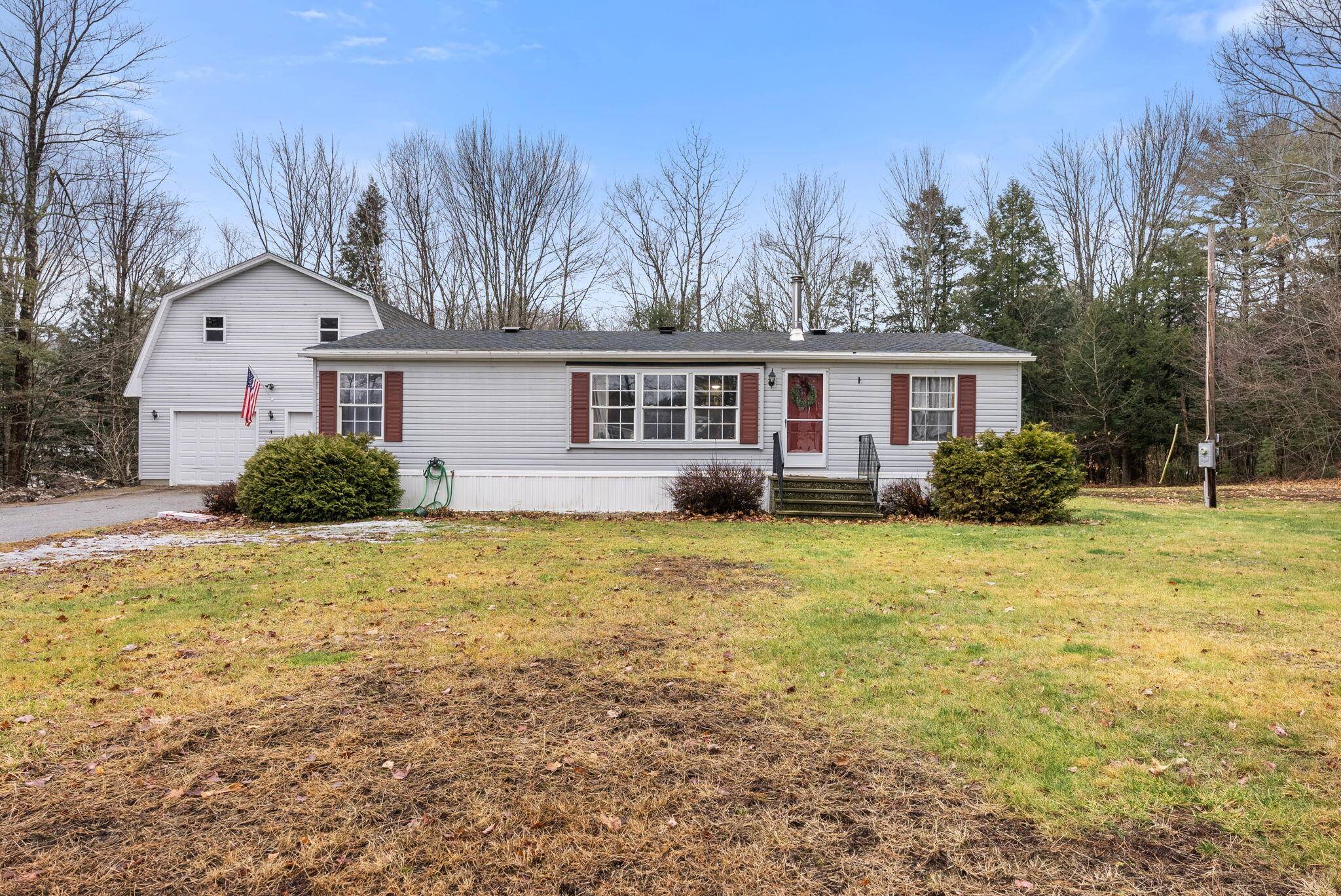 Turner, ME 04282,16 Moody WAY