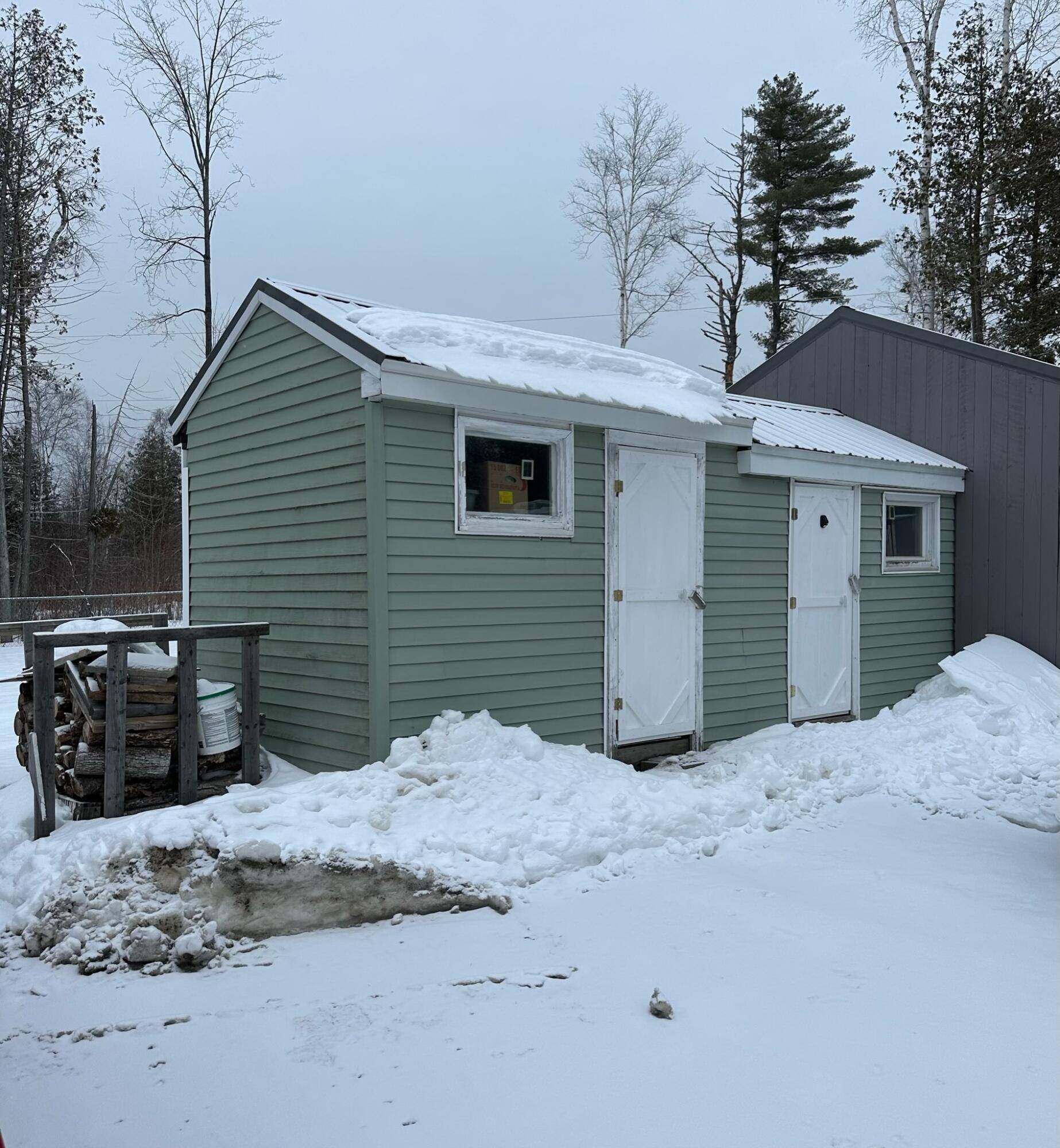 Saint Albans, ME 04971,61 Town Landing RD