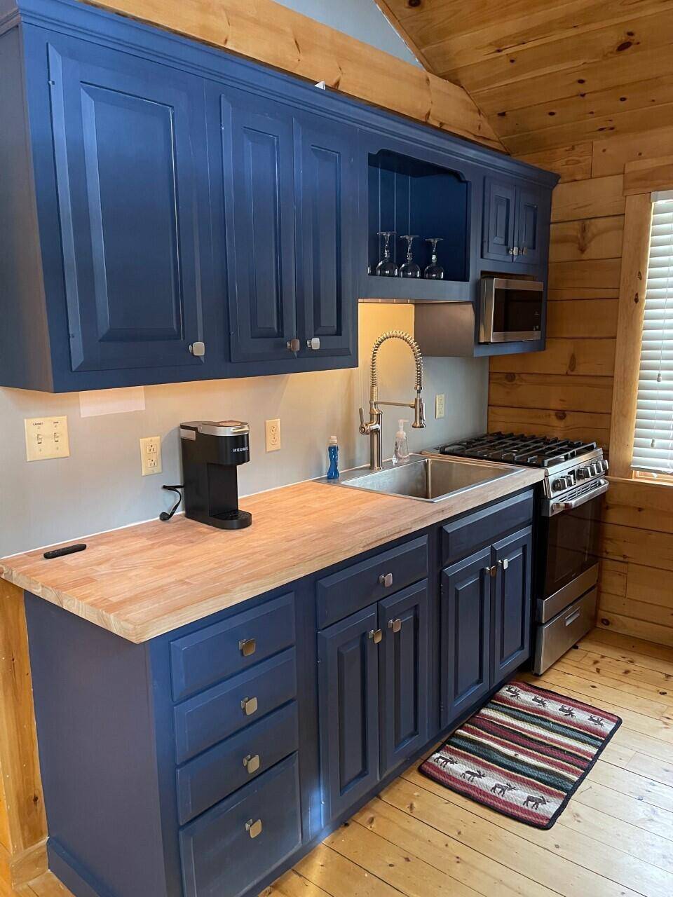 Lincolnville, ME 04849,884 & 889 Beach RD
