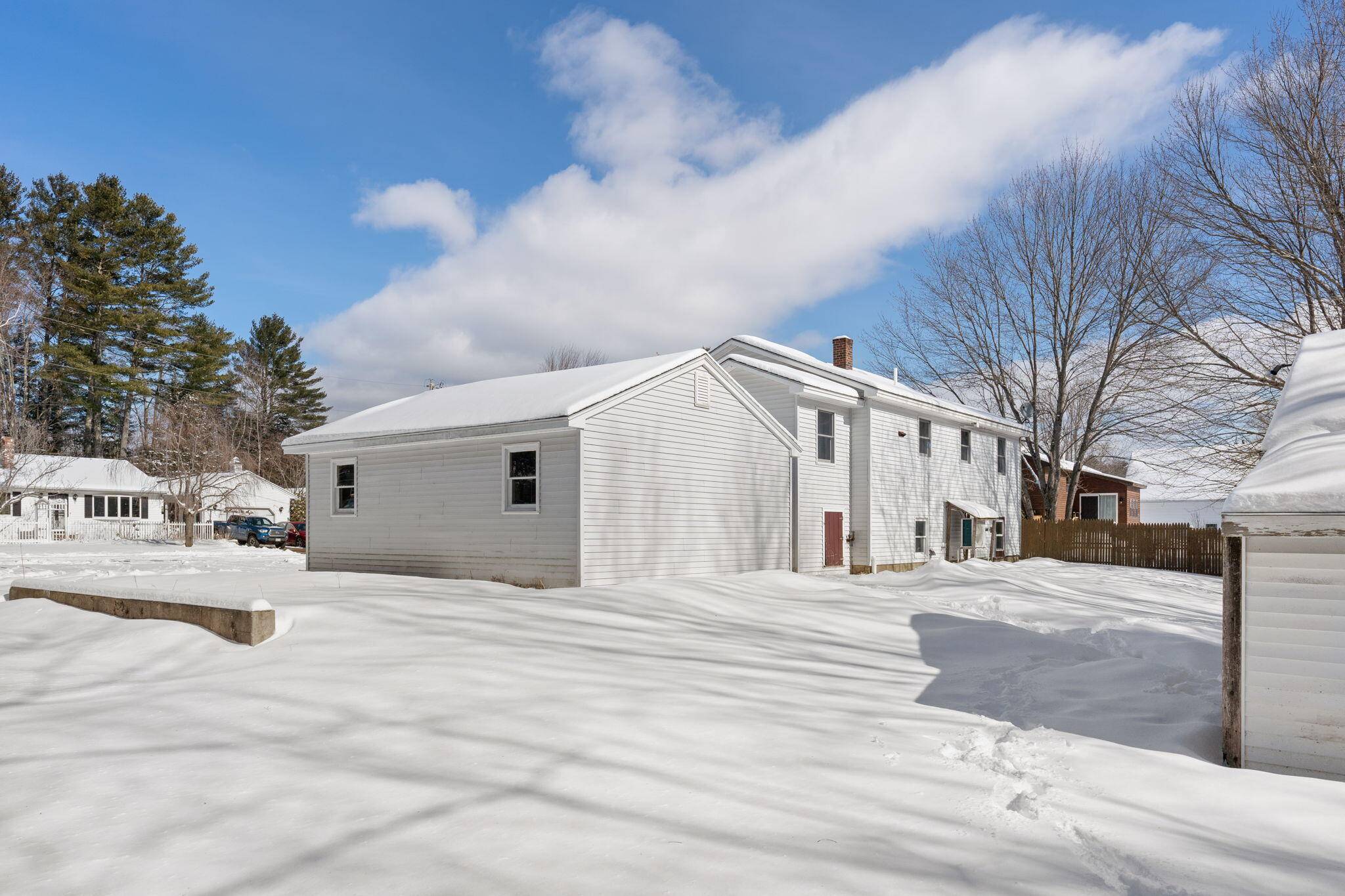 Lisbon, ME 04252,52 Huston ST