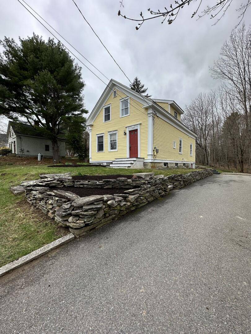 Hampden, ME 04444,84 Summer ST