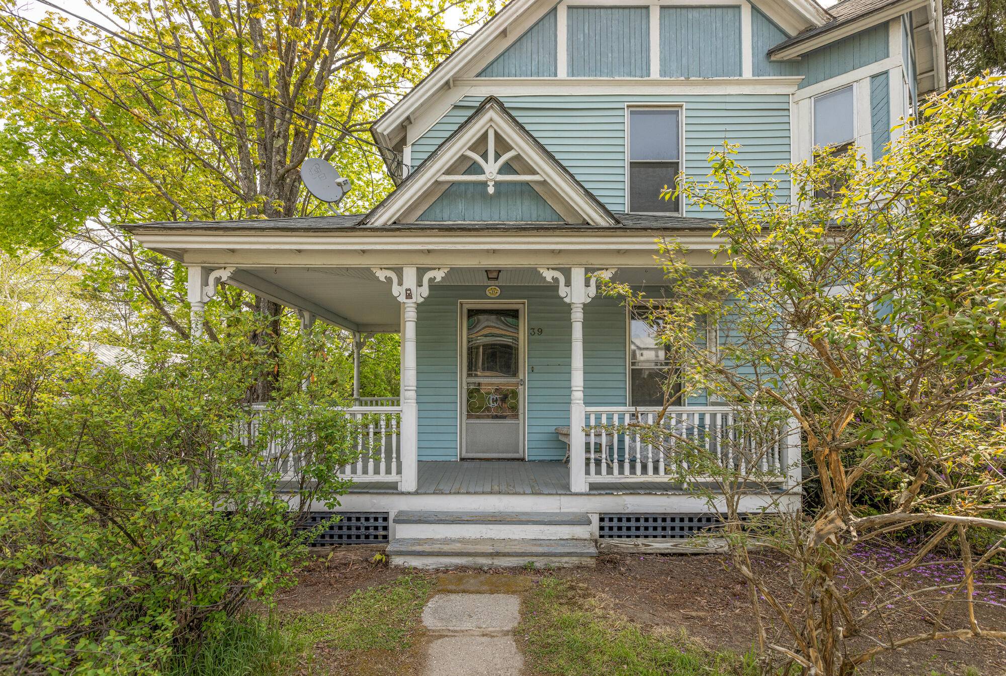 Paris, ME 04281,39 Park ST