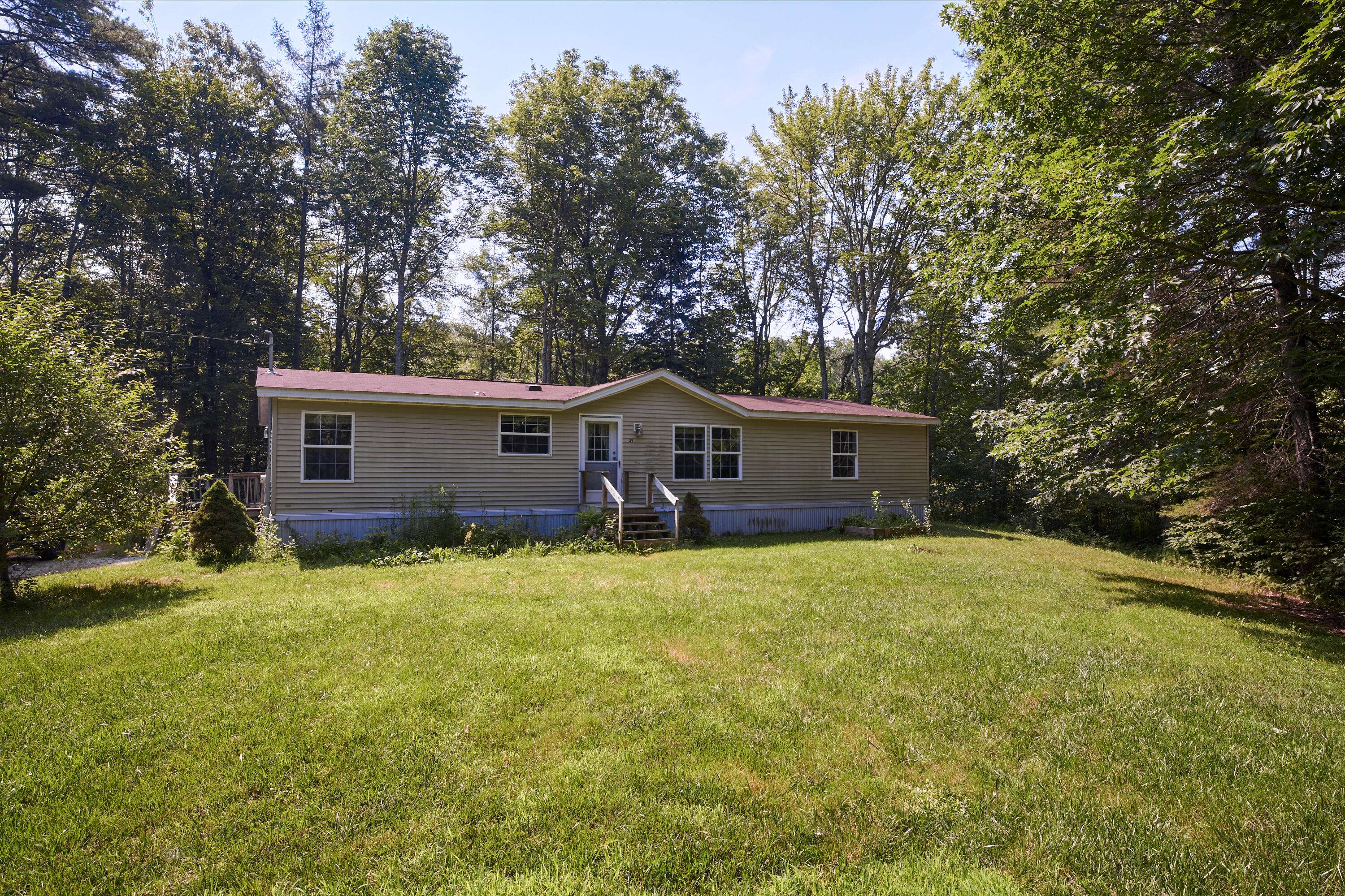 Warren, ME 04864,39 Heidi LN