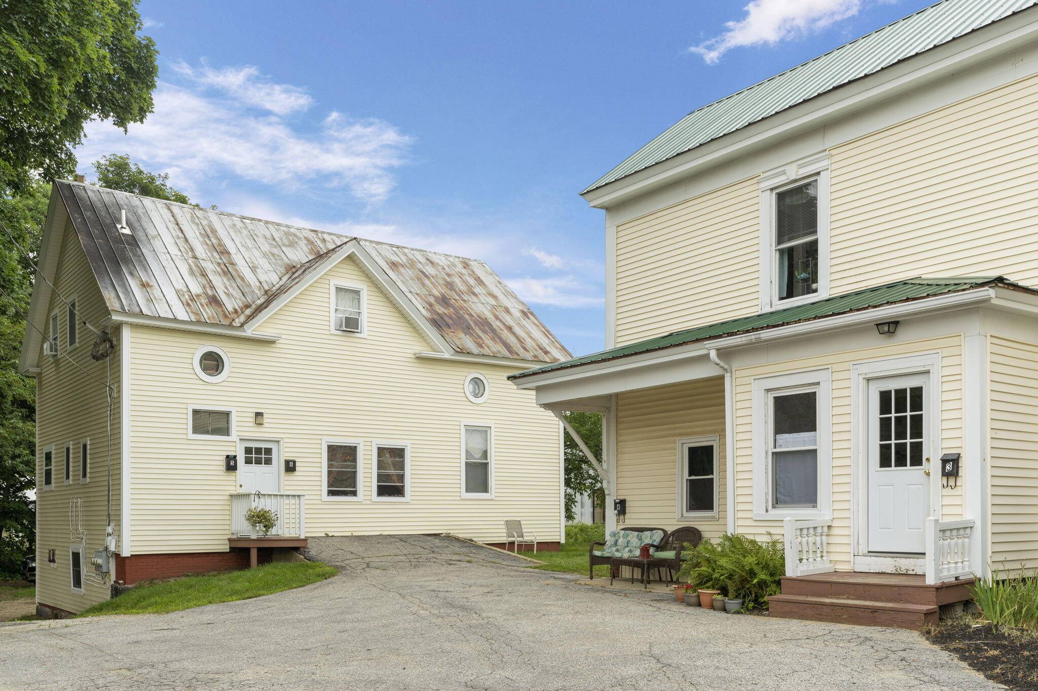 Paris, ME 04281,59 Main ST