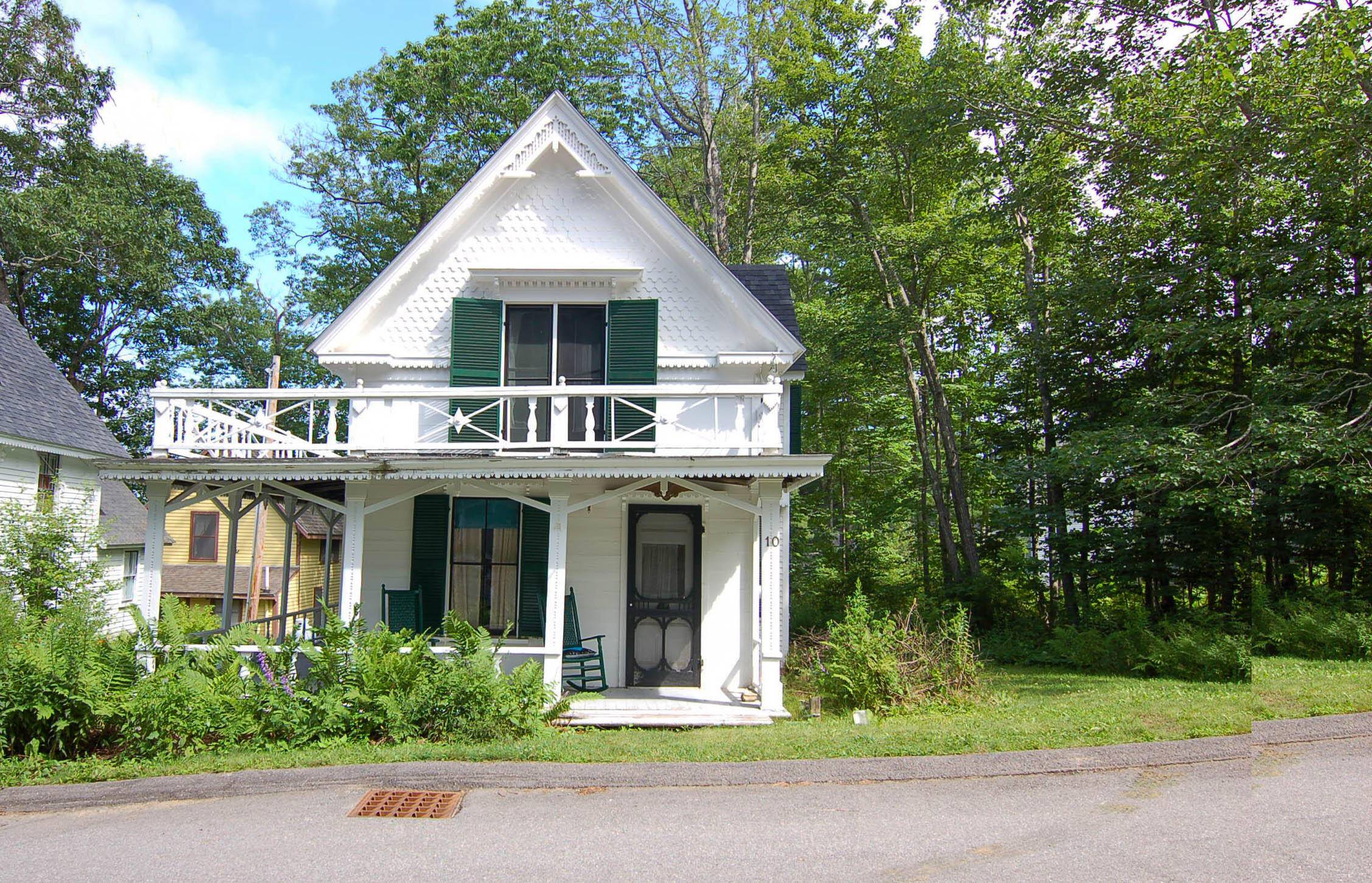 Northport, ME 04849,10 Maple ST