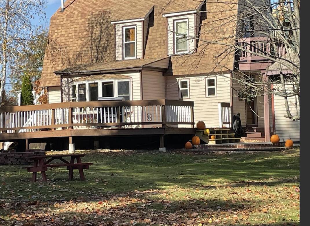 Old Town, ME 04468,9 Cedar ST