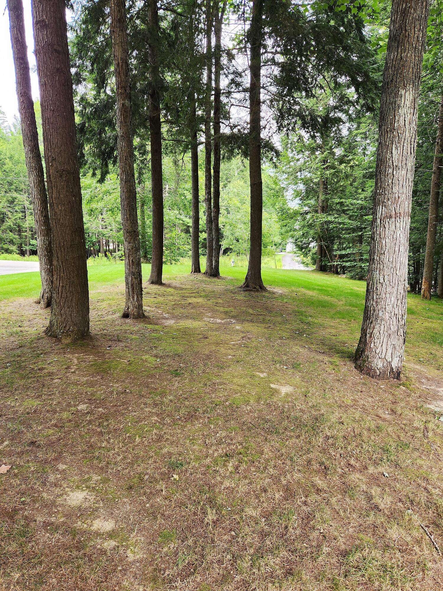 Hampden, ME 04444,24 Surrey LN