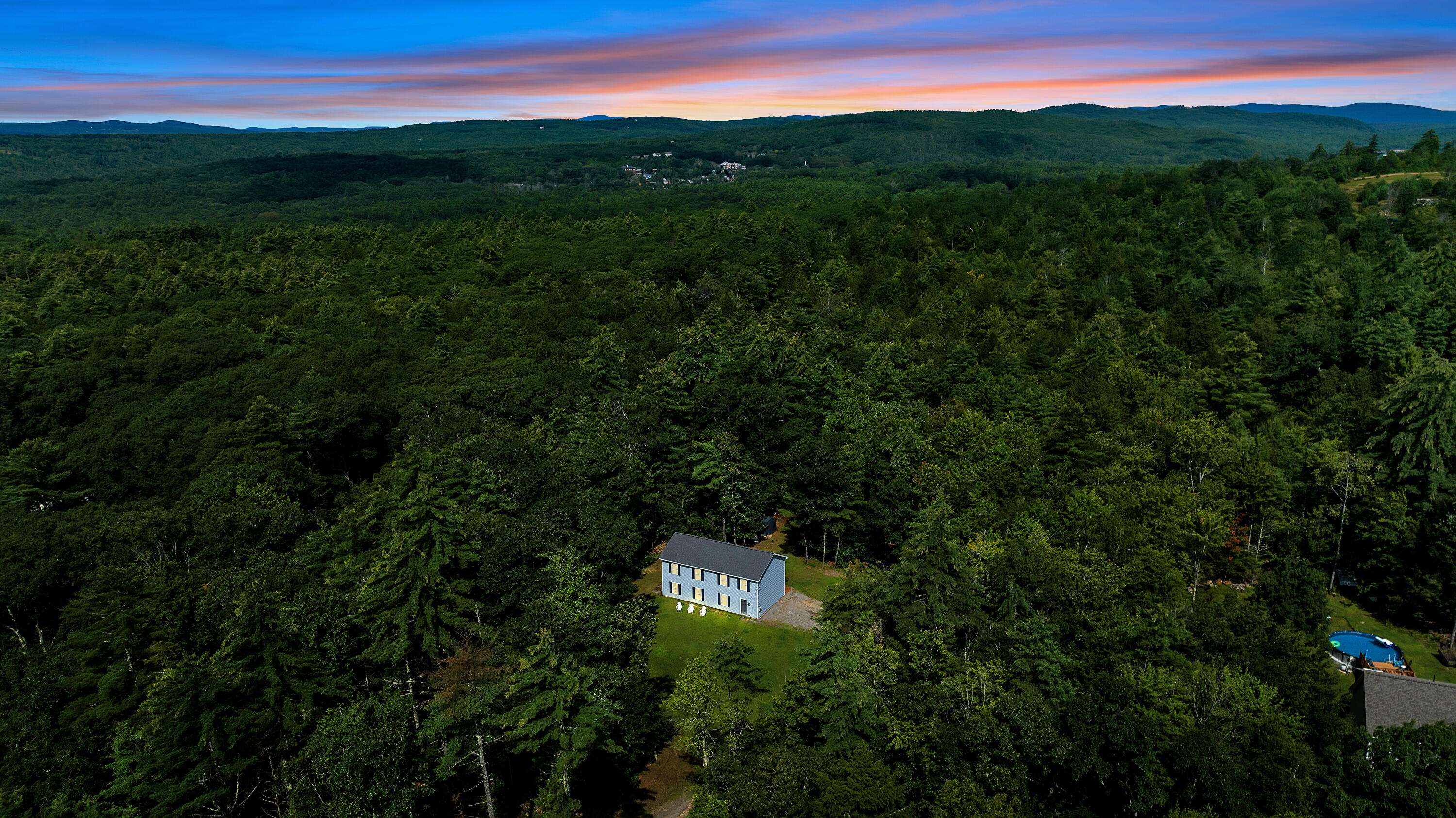 Lebanon, ME 04027,53 School House LN