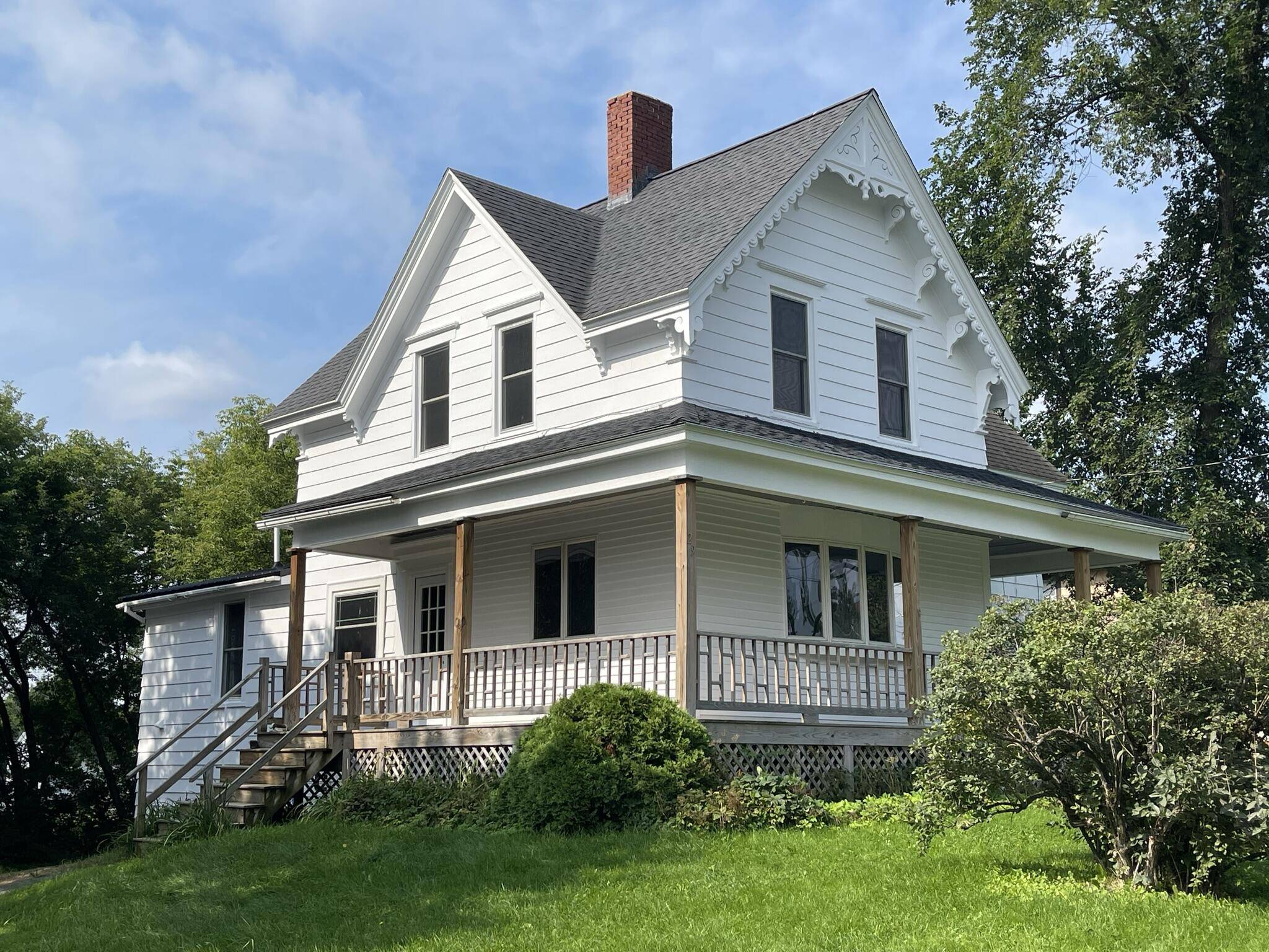 Presque Isle, ME 04769,29 Park ST