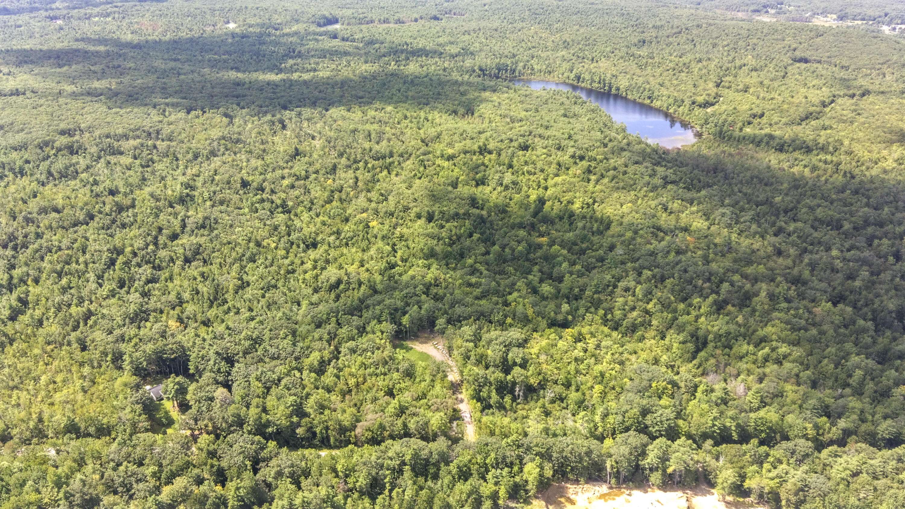 Whitefield, ME 04353,626 Cooper RD