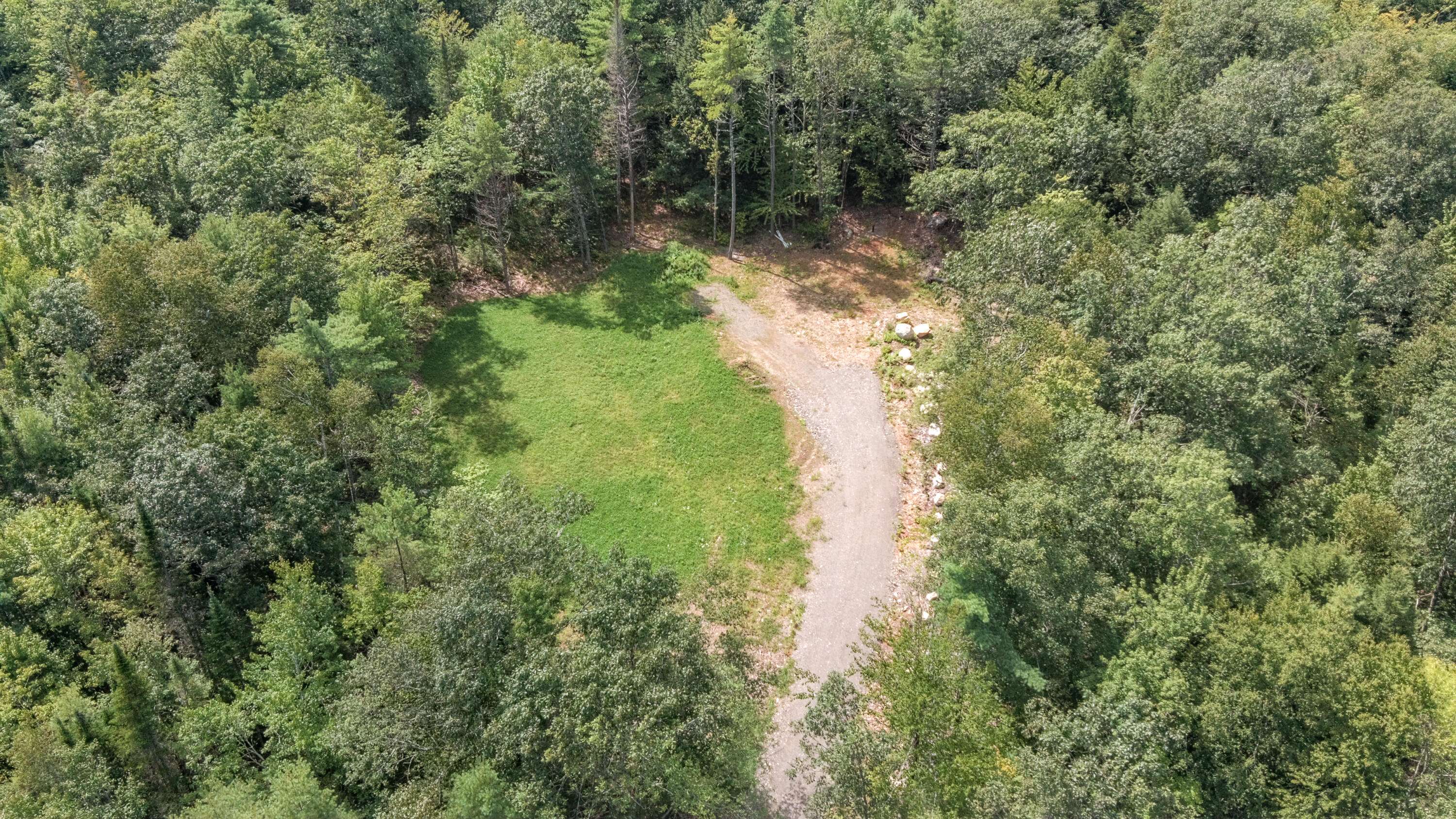 Whitefield, ME 04353,626 Cooper RD