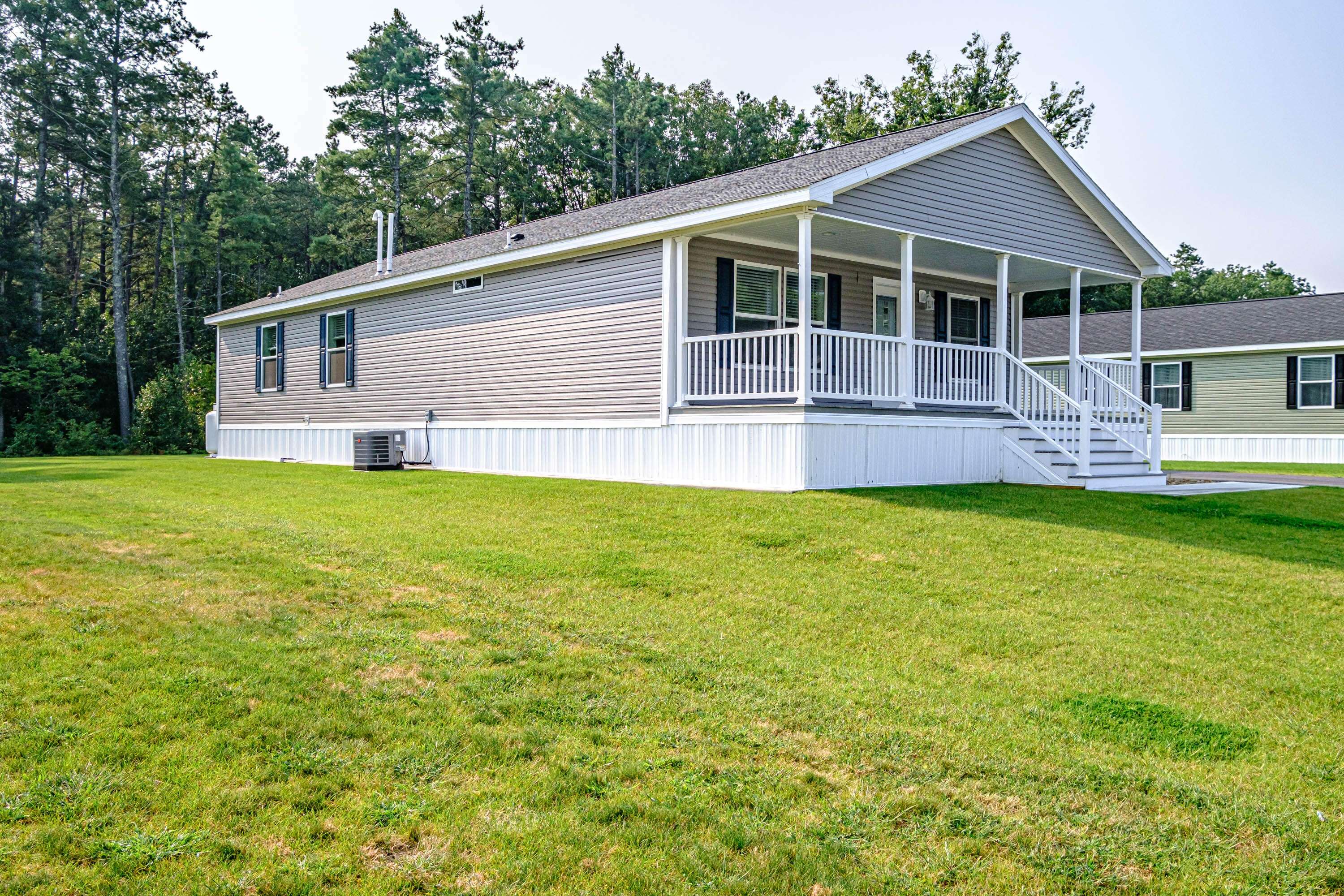 Lyman, ME 04002,25 Conifer DR