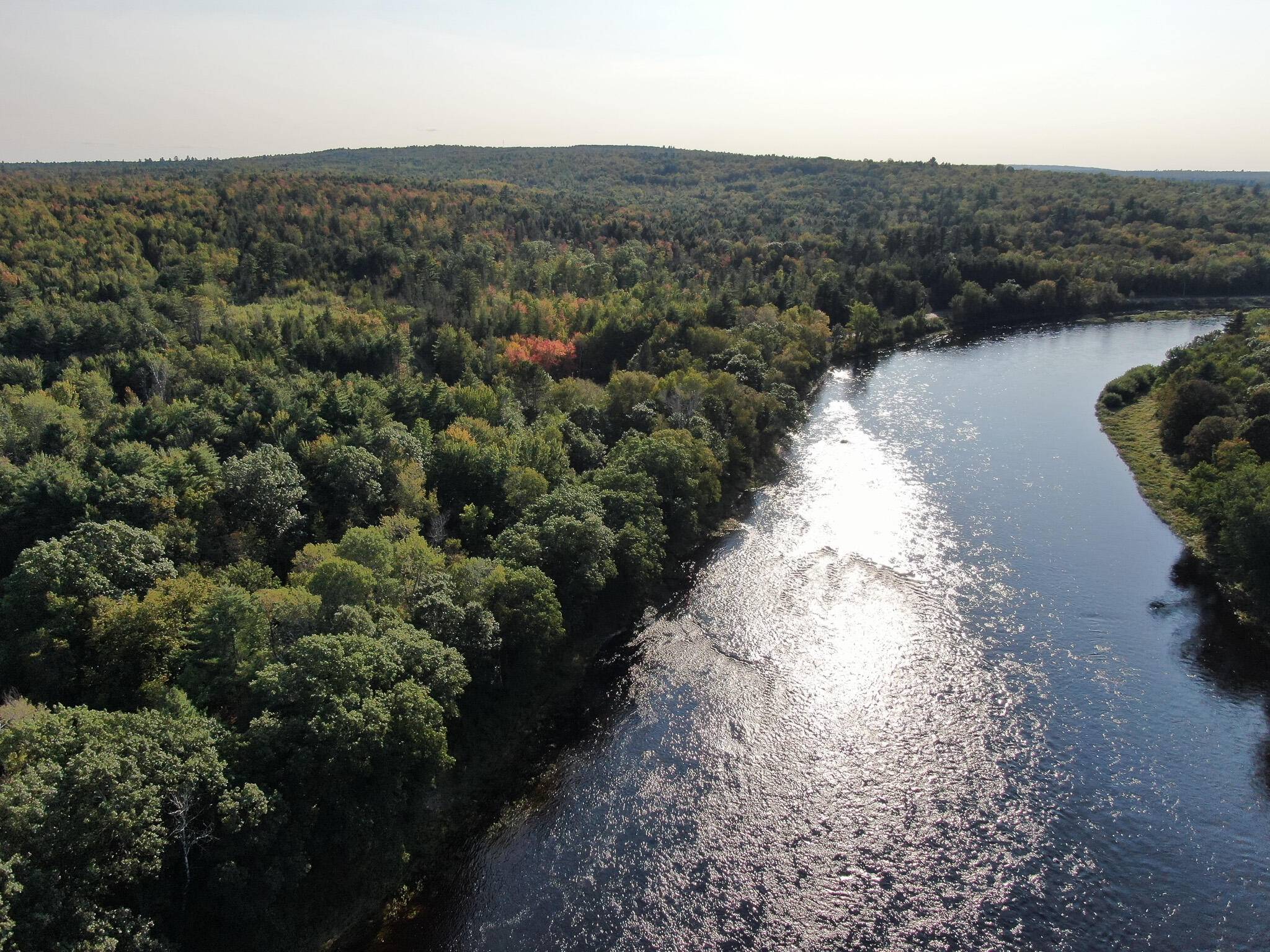 Maxfield, ME 04453,2 River RD