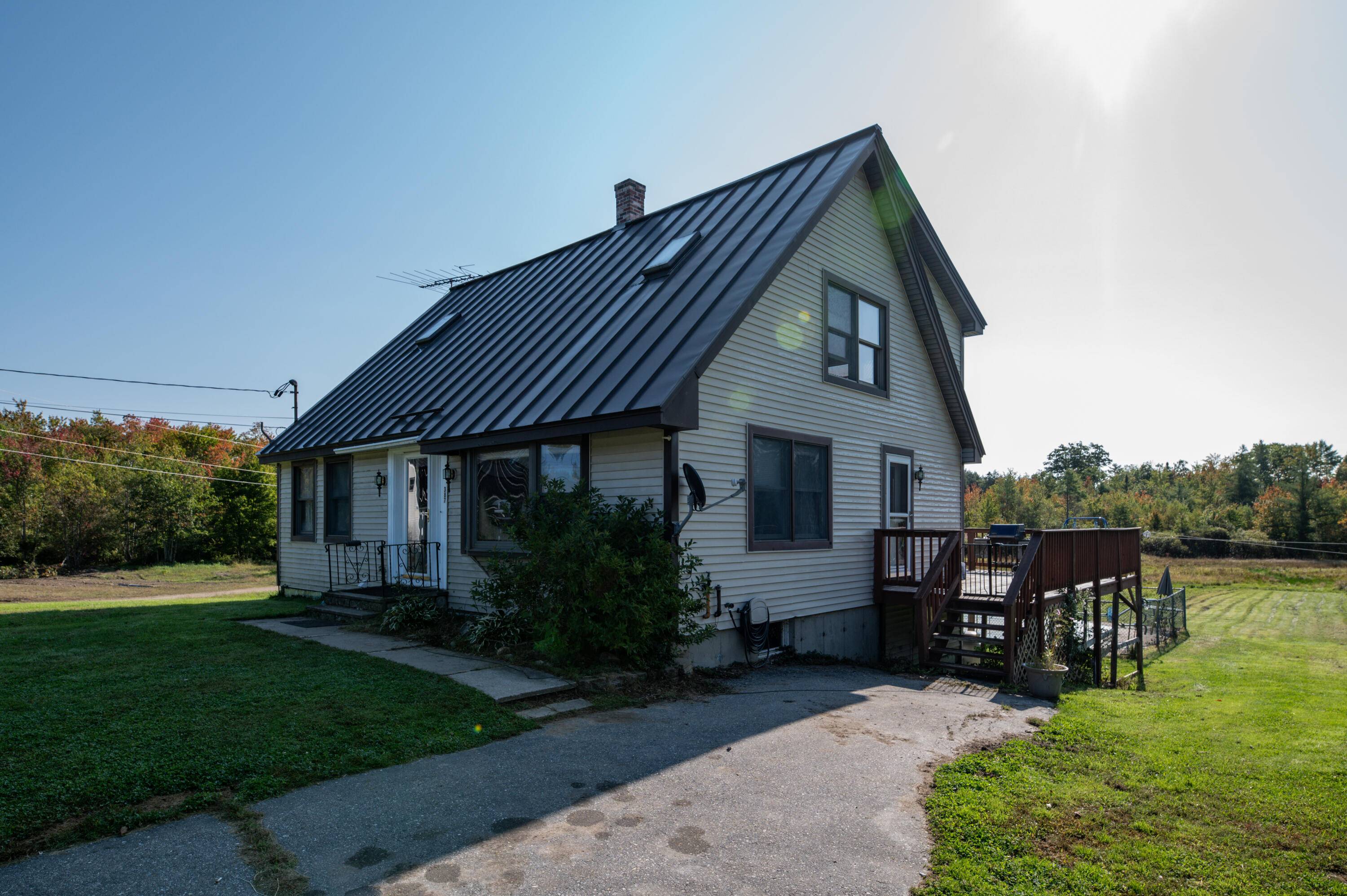 Whitefield, ME 04353,387 Mills RD