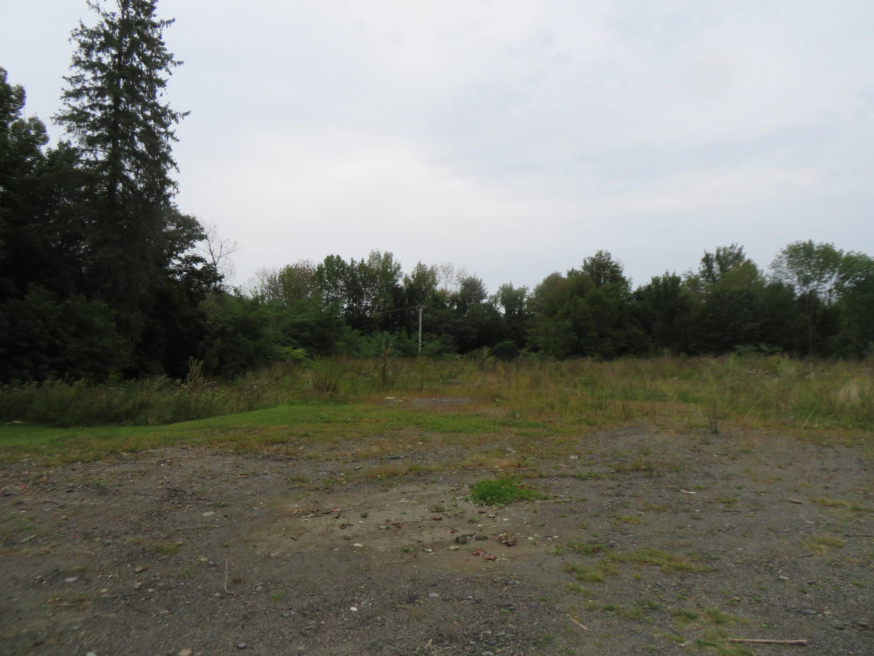 Dexter, ME 04930,80 Railroad AVE