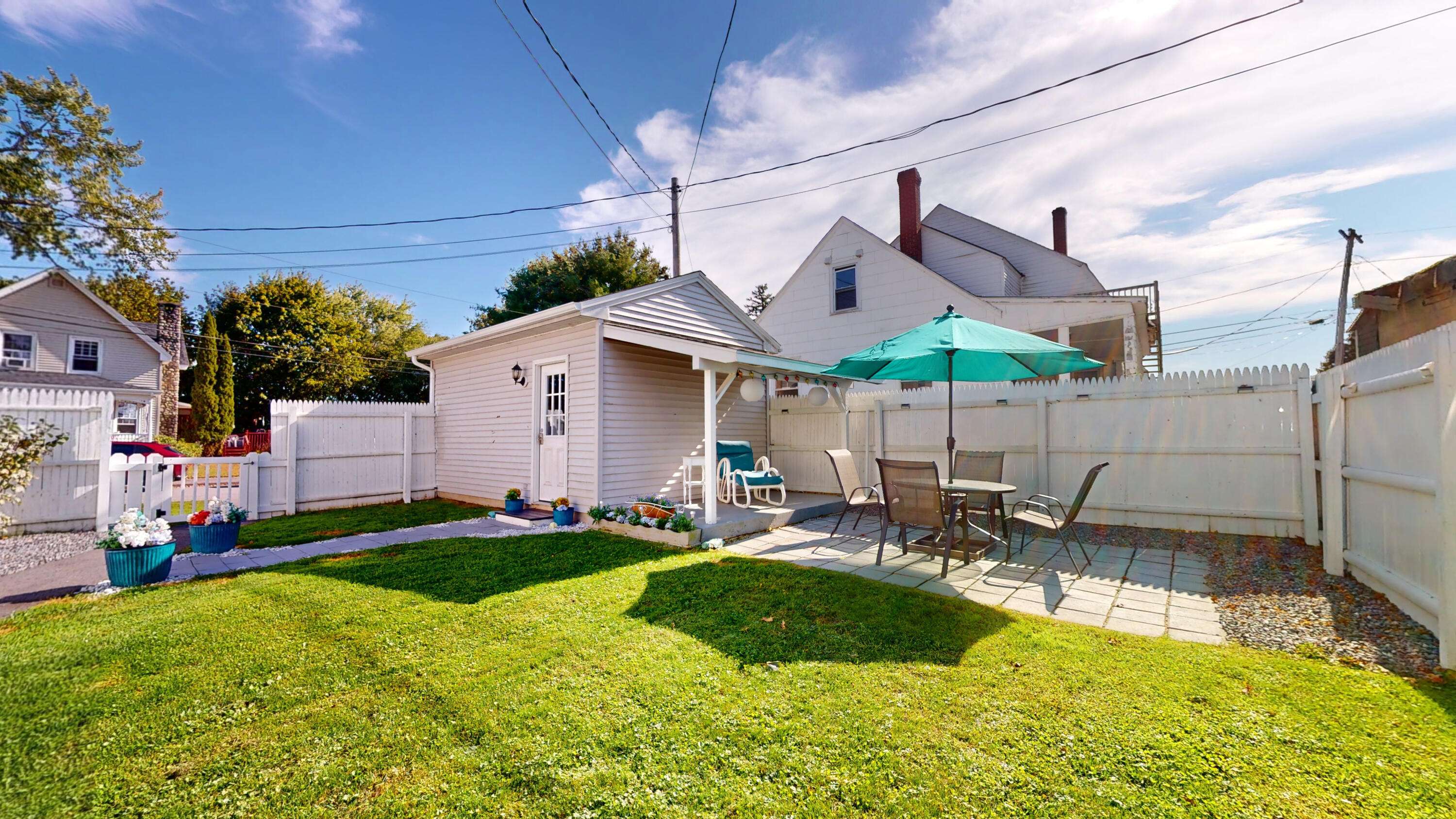 Winslow, ME 04901,9 Mohegan ST