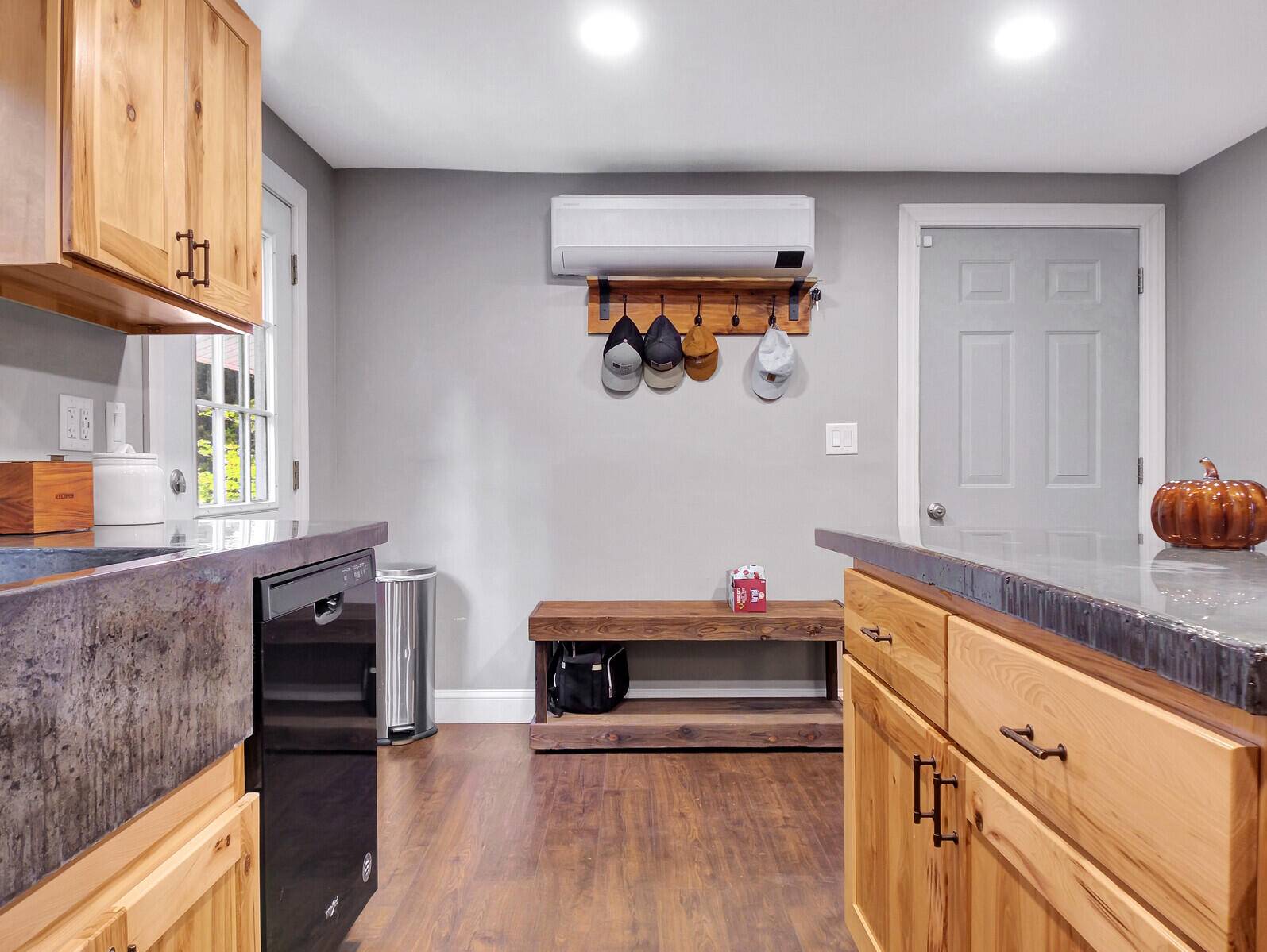 Turner, ME 04282,72 Harlow Hill RD