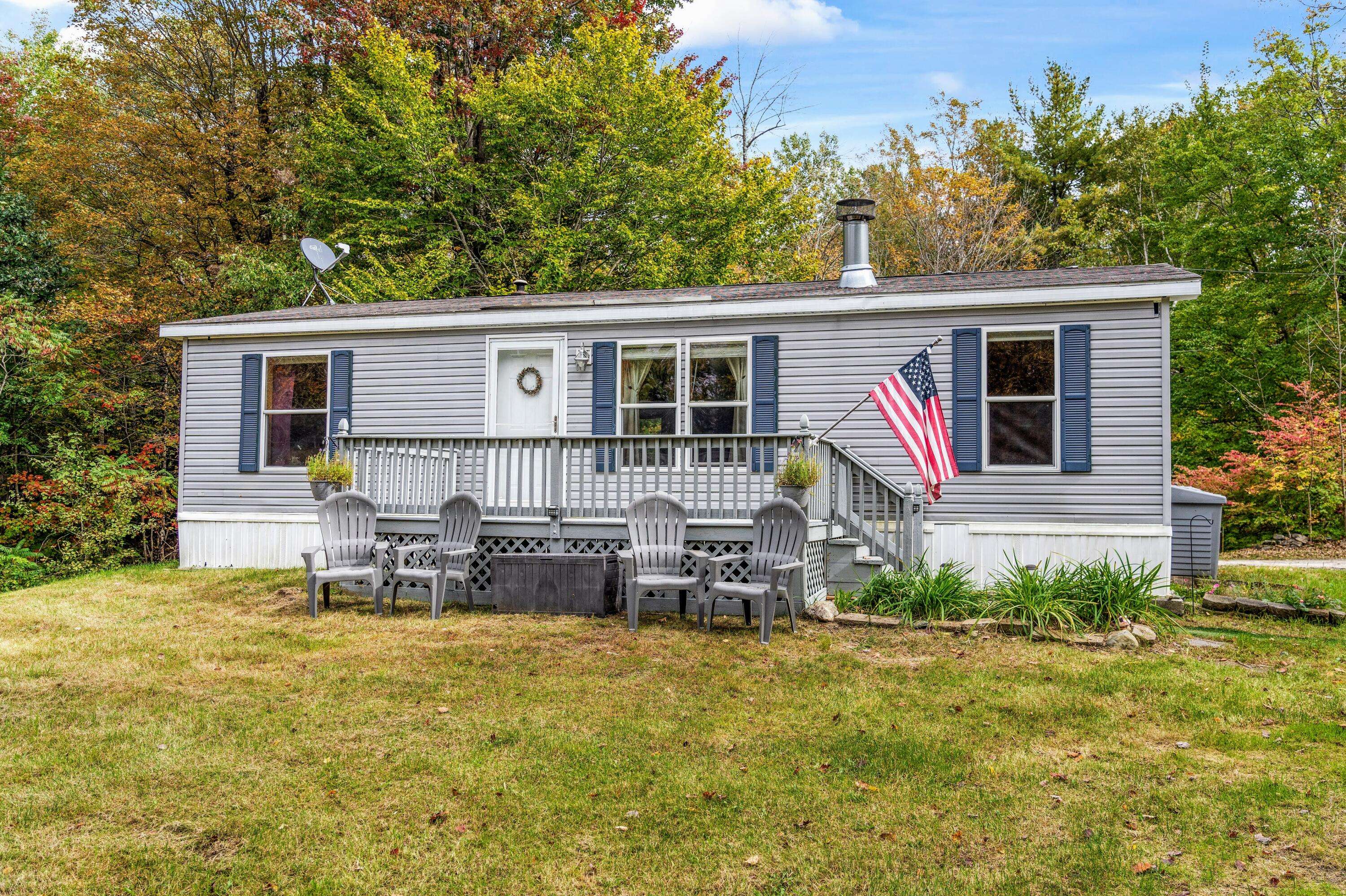 Readfield, ME 04355,119 N Wayne RD