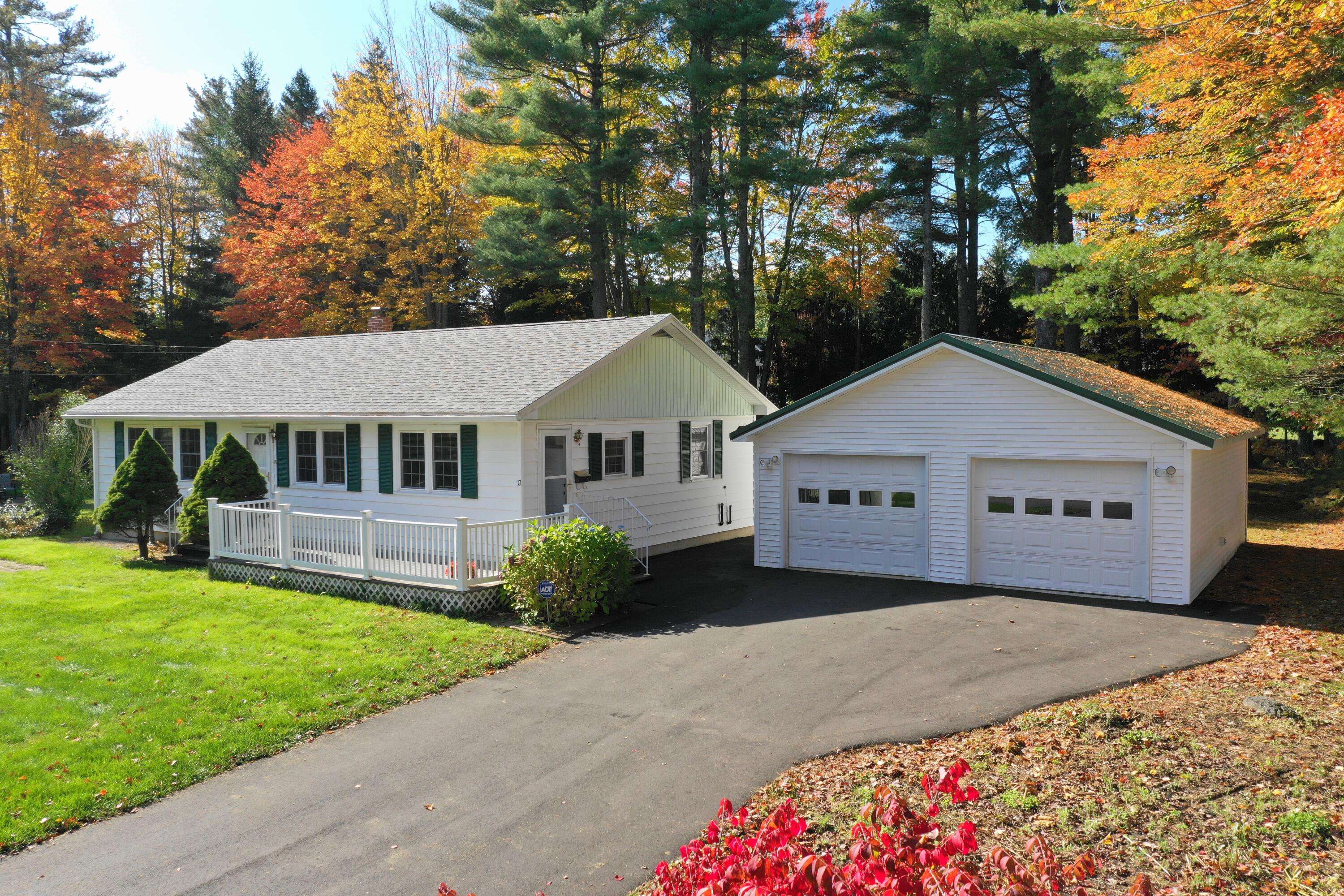 Old Town, ME 04468,17 Simon CT