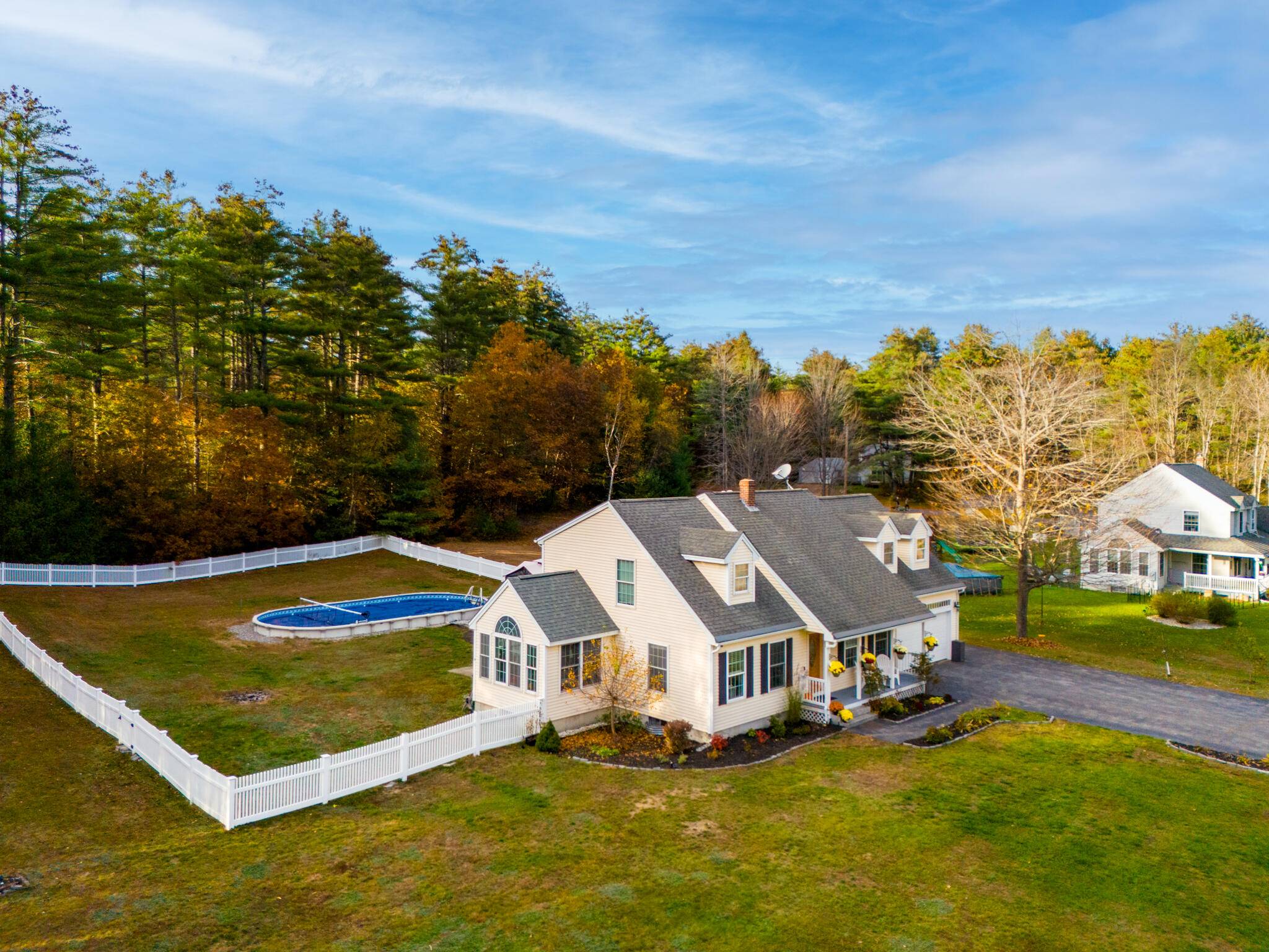 Hollis, ME 04042,11 Meadowbrook DR