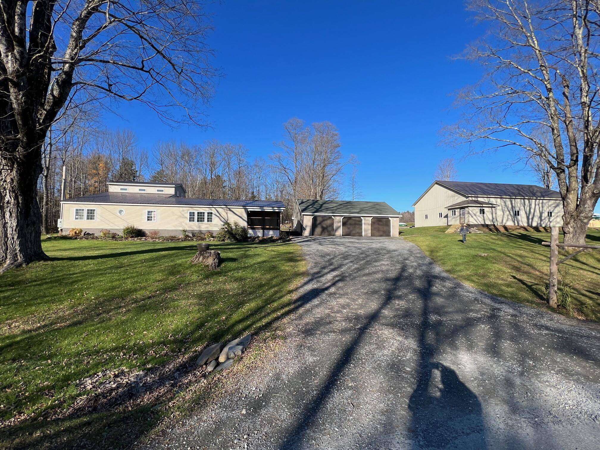 Dexter, ME 04930,330 Airport RD