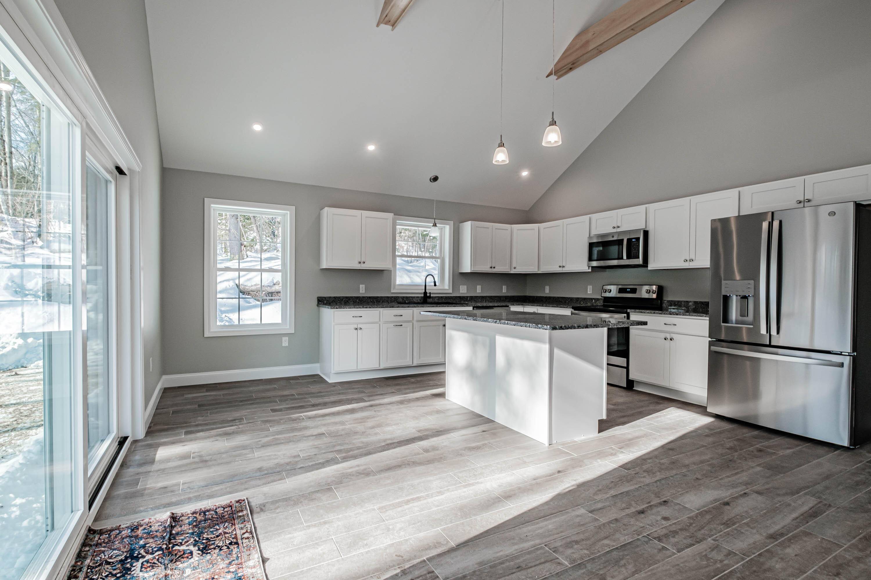 Bridgton, ME 04009,7 Harvest LN