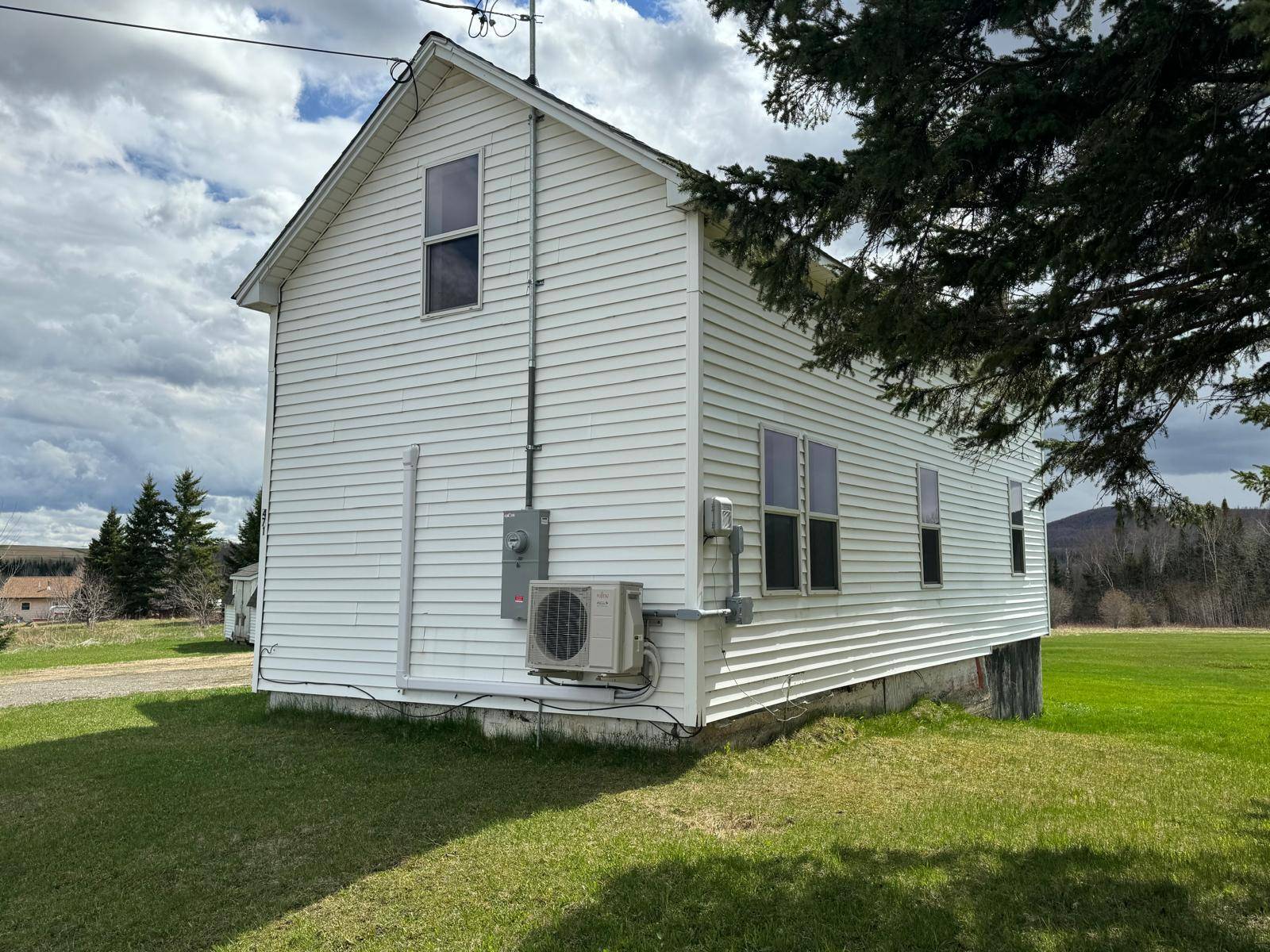 Presque Isle, ME 04769,471 Houlton RD