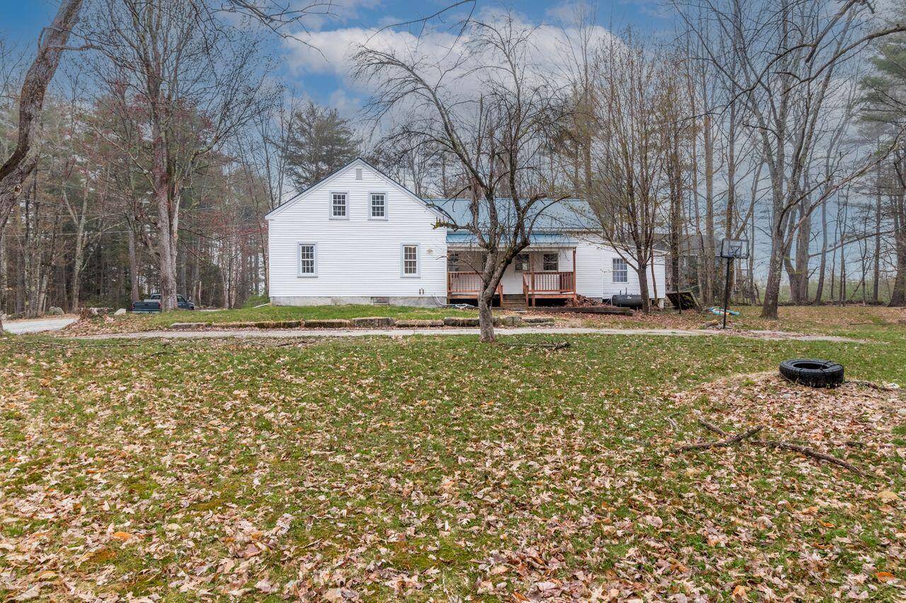 Naples, ME 04055,571 Lambs Mill RD