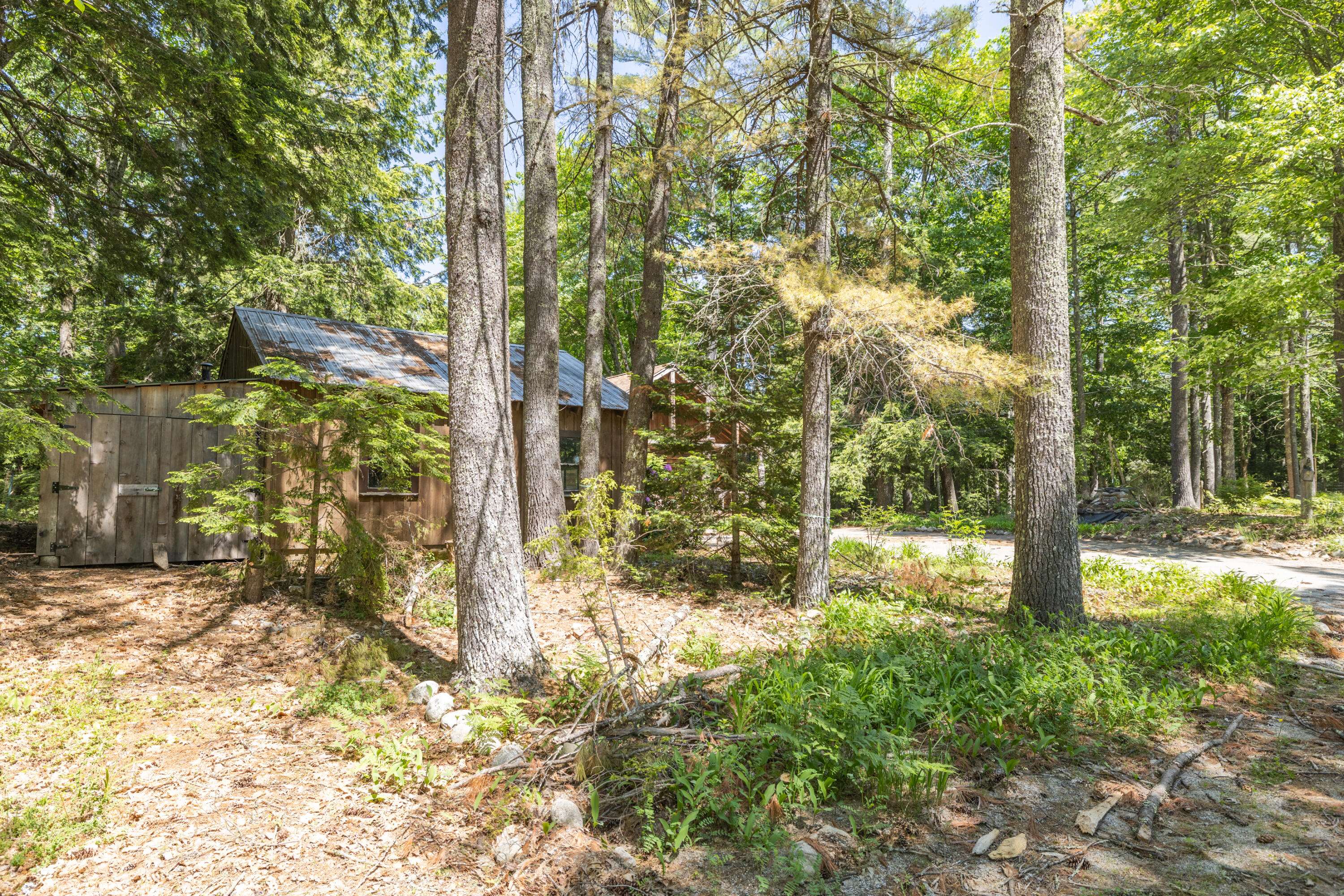 Limerick, ME 04048,208 Silver LN