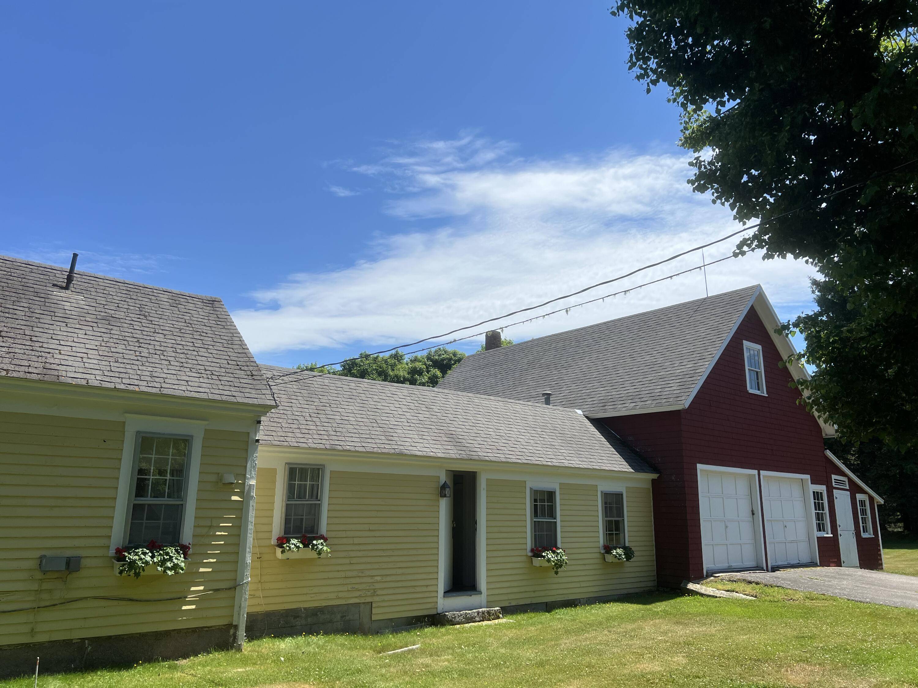 Southwest Harbor, ME 04679,435 Seawall RD