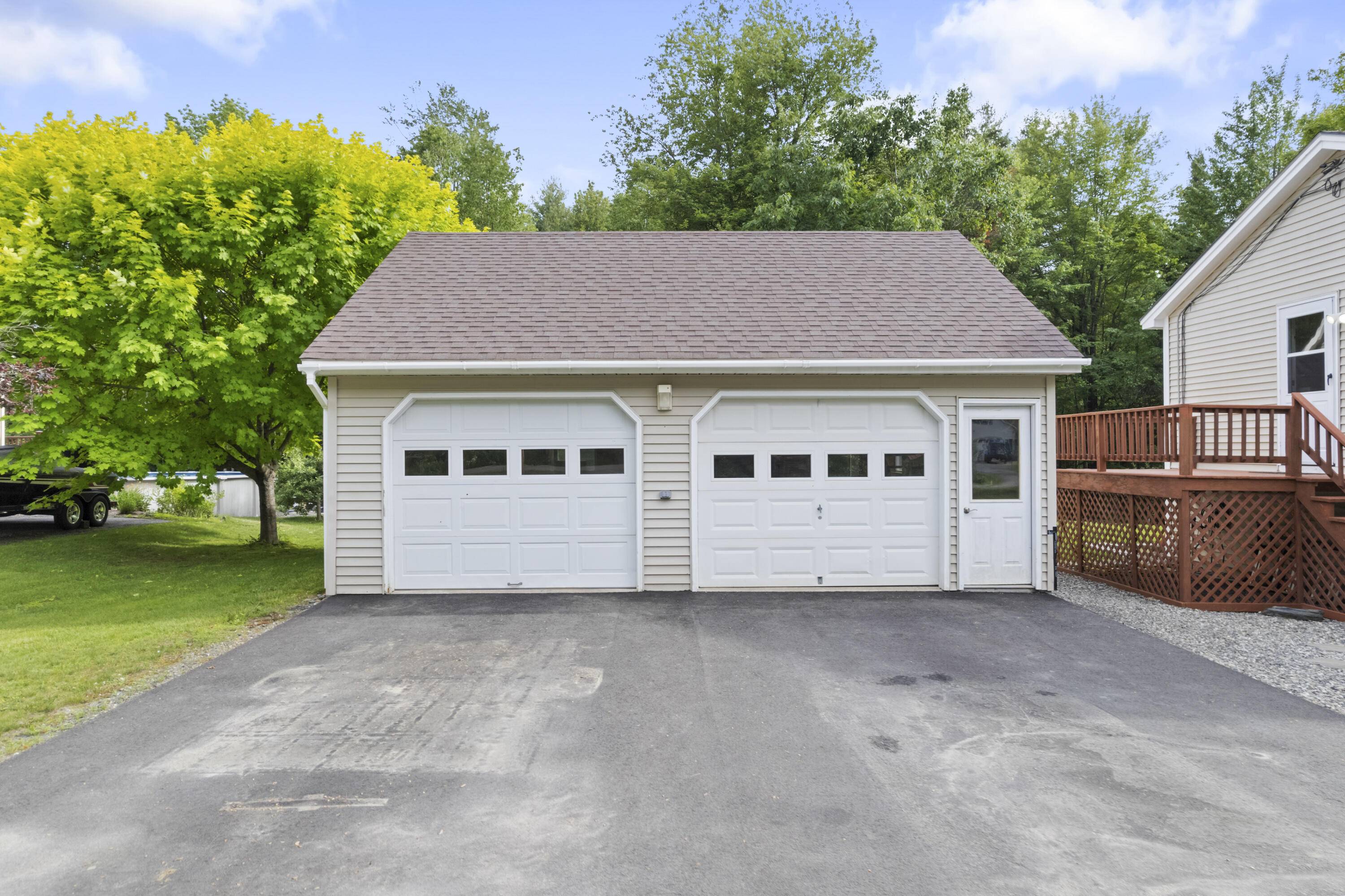 Belgrade, ME 04917,30 Meadow Brook DR