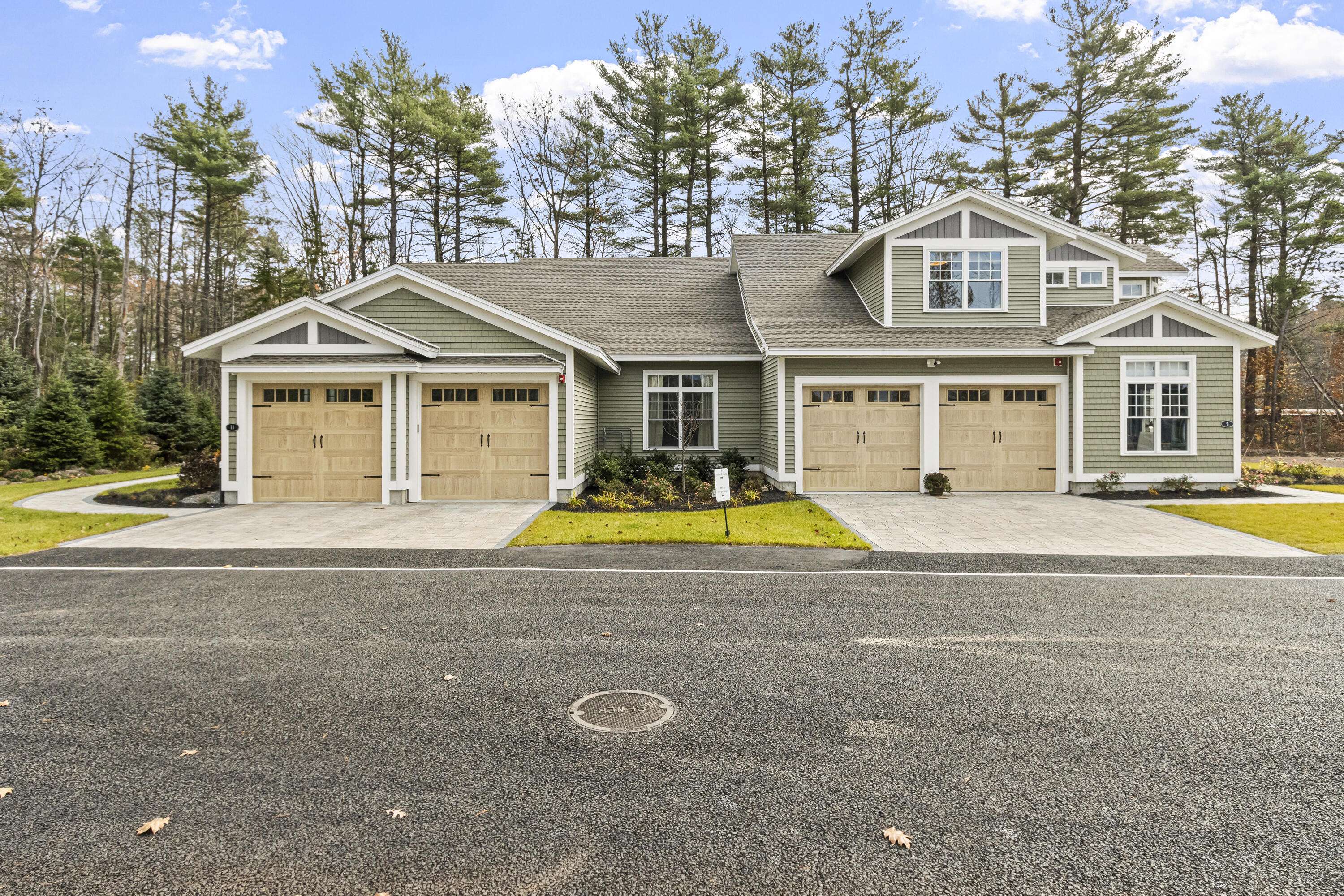 South Portland, ME 04106,3 Curlew CT #2