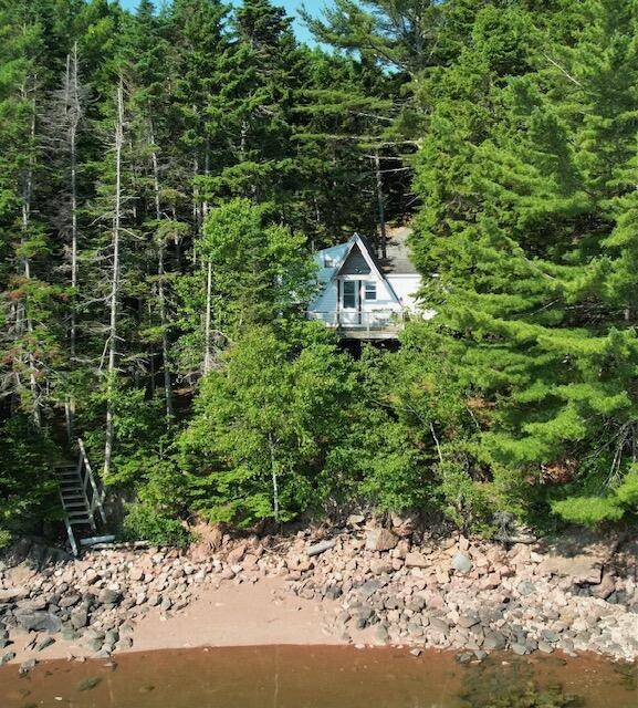 Calais, ME 04619,1604 River RD