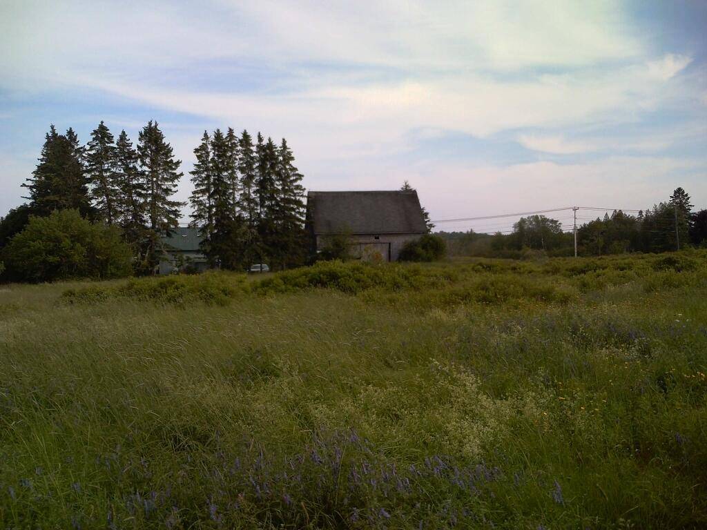 Lubec, ME 04652,855 County RD