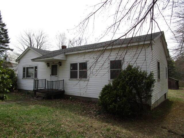 North Berwick, ME 03906,93 Lebanon RD