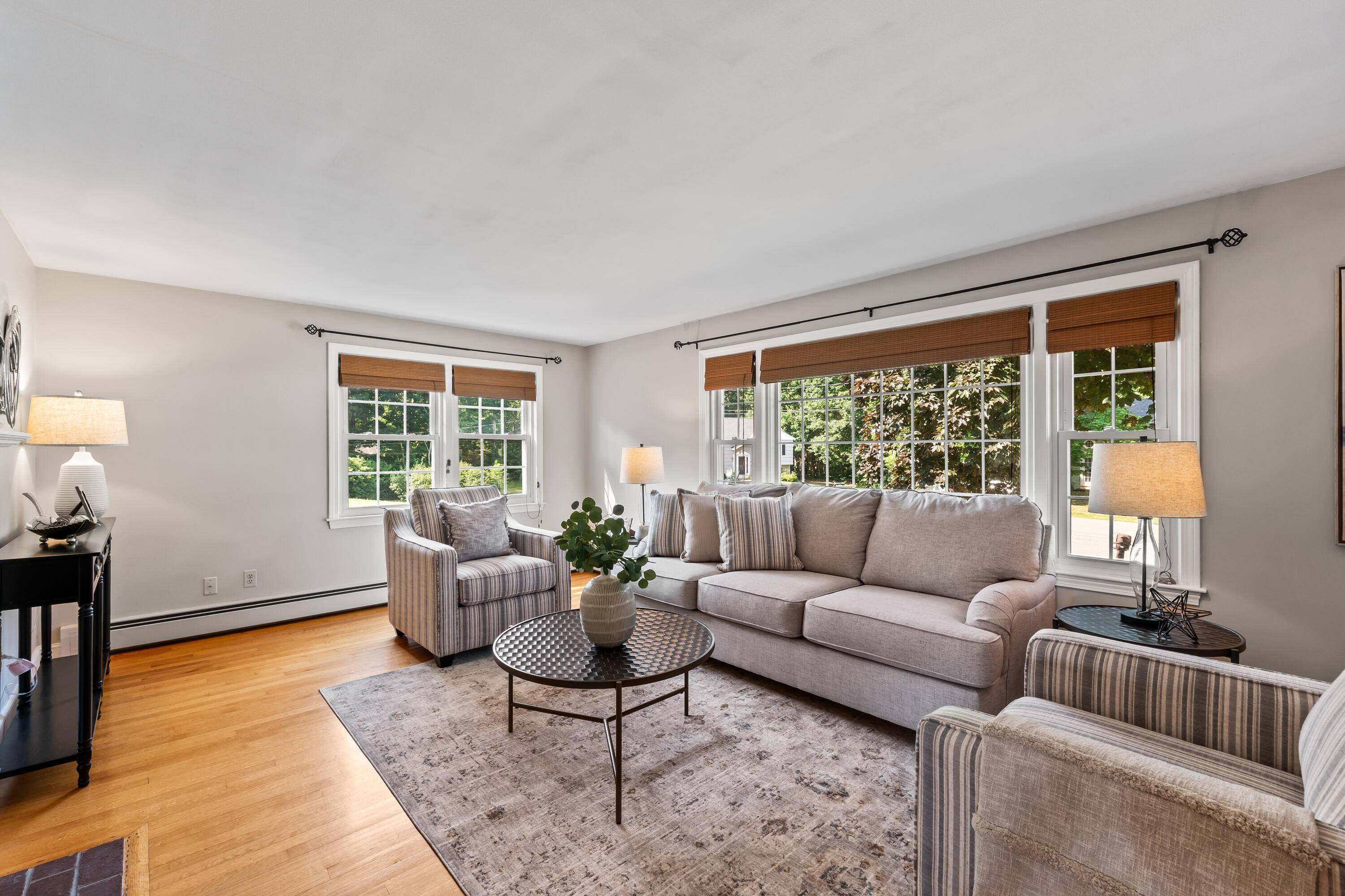 Kennebunk, ME 04043,2 Forest LN