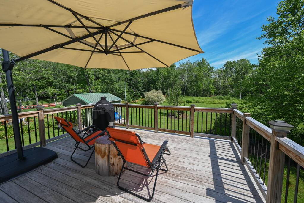 Brewer, ME 04412,40 Canterbury RD