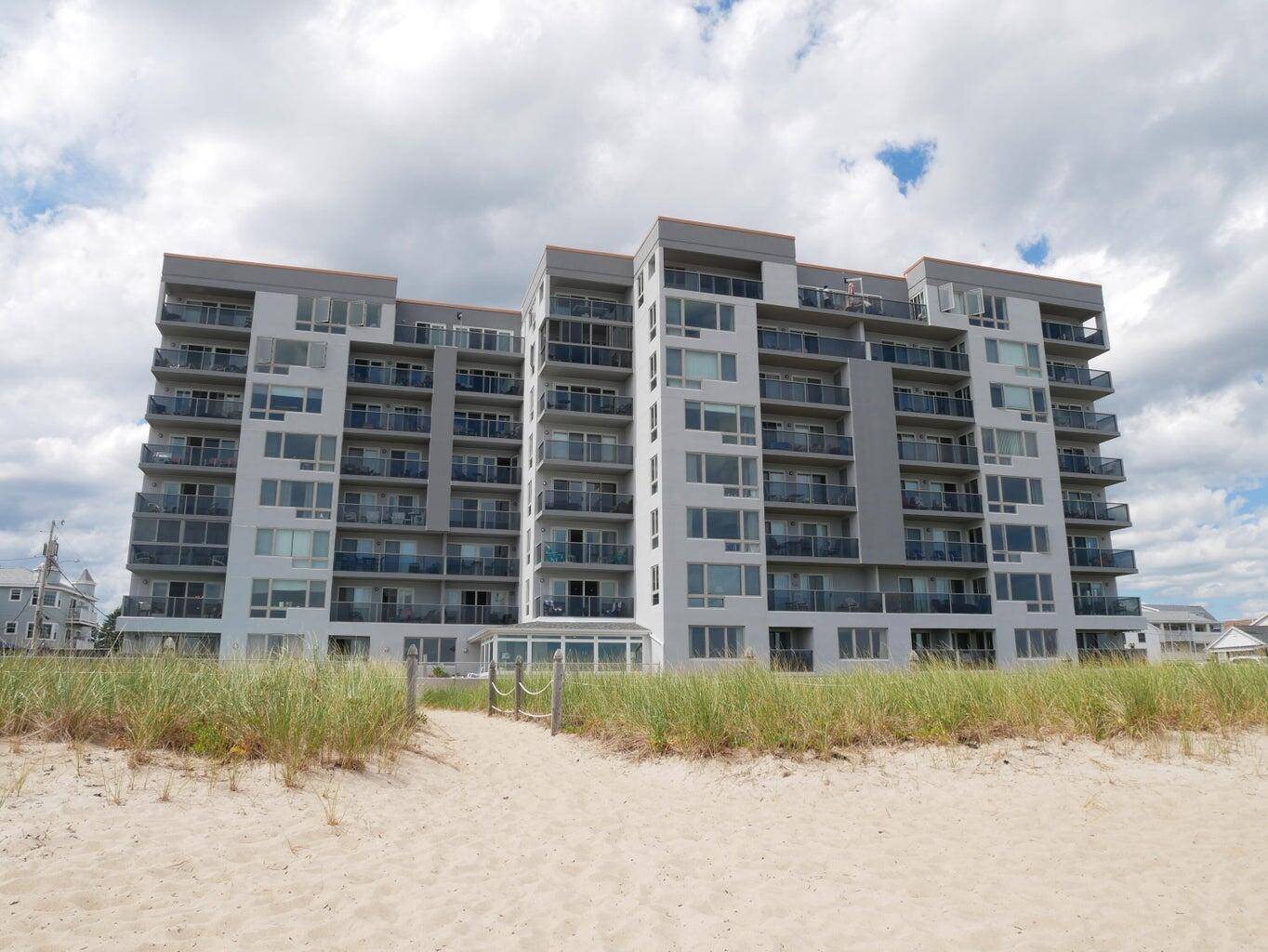 Old Orchard Beach, ME 04064,31 E Grand AVE #12