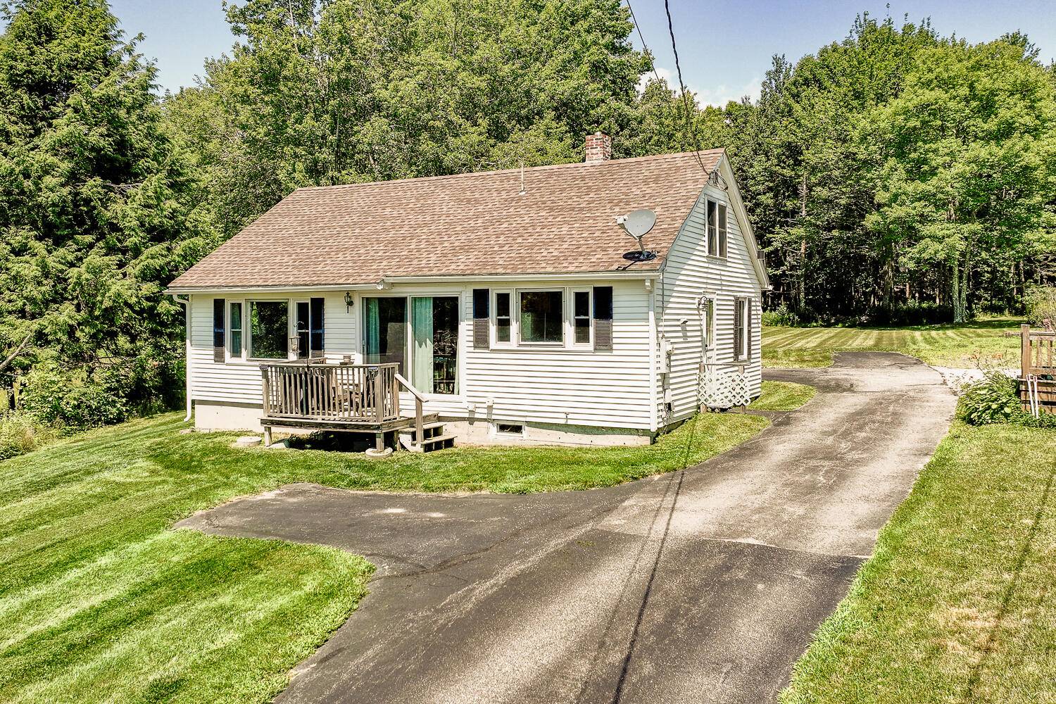 Searsport, ME 04974,327 W Main ST