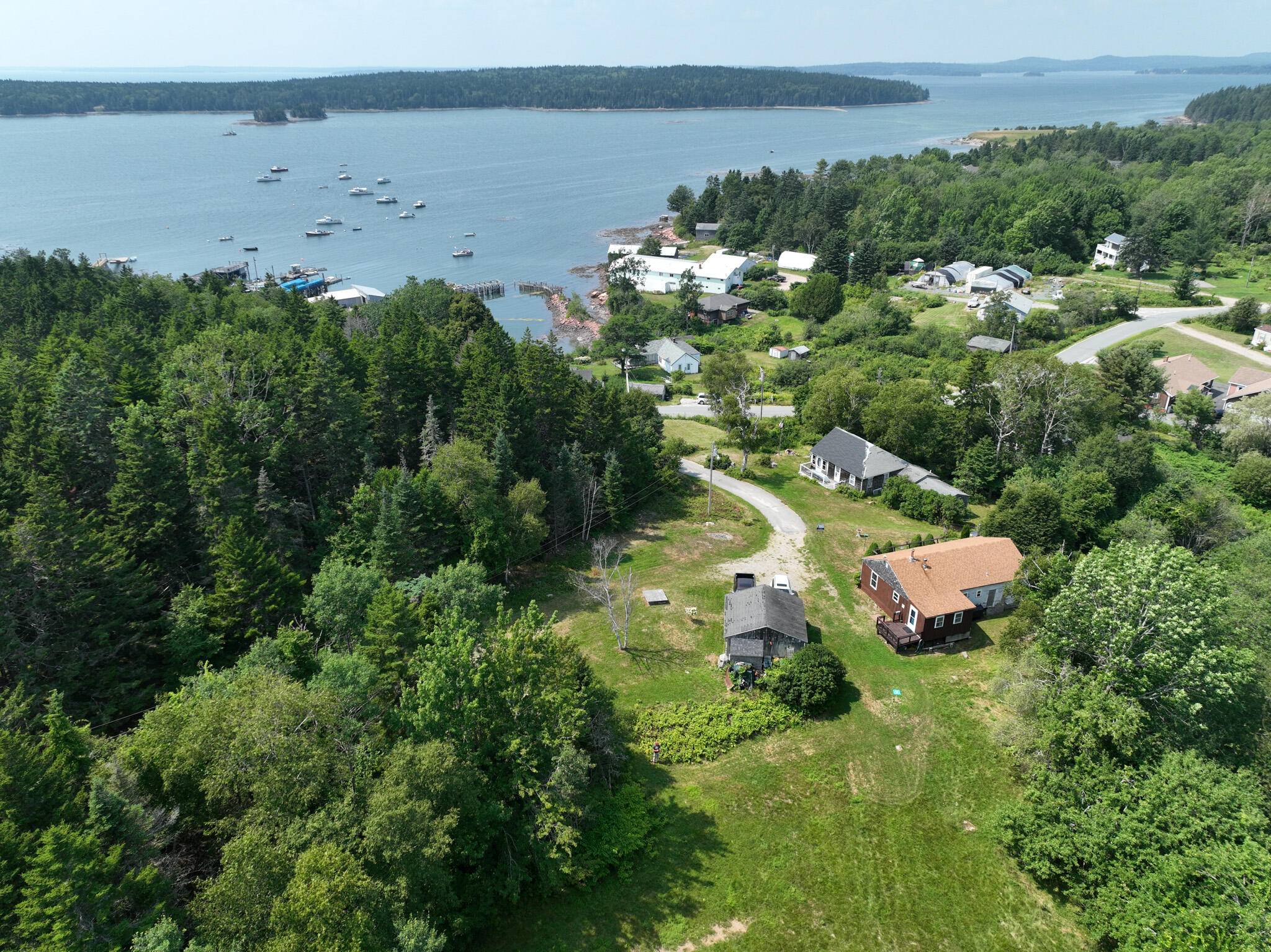 Gouldsboro, ME 04607,10 Potter's RD