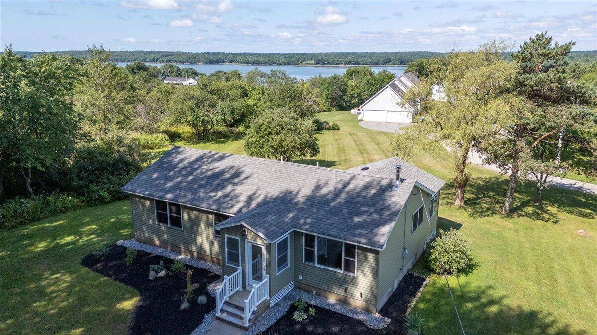South Thomaston, ME 04858,26 Donahue DR